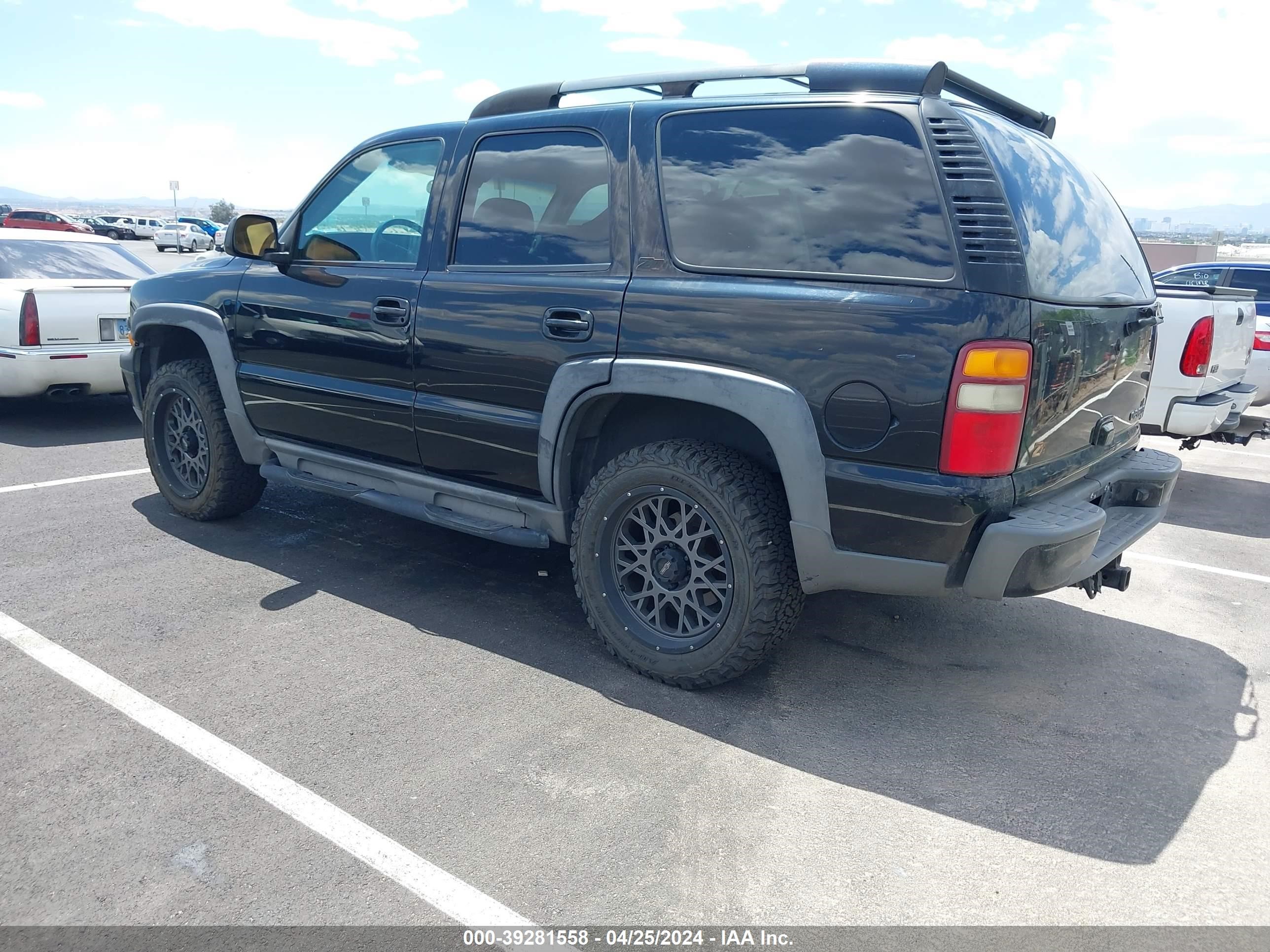 Photo 2 VIN: 1GNEK13T63R238924 - CHEVROLET TAHOE 