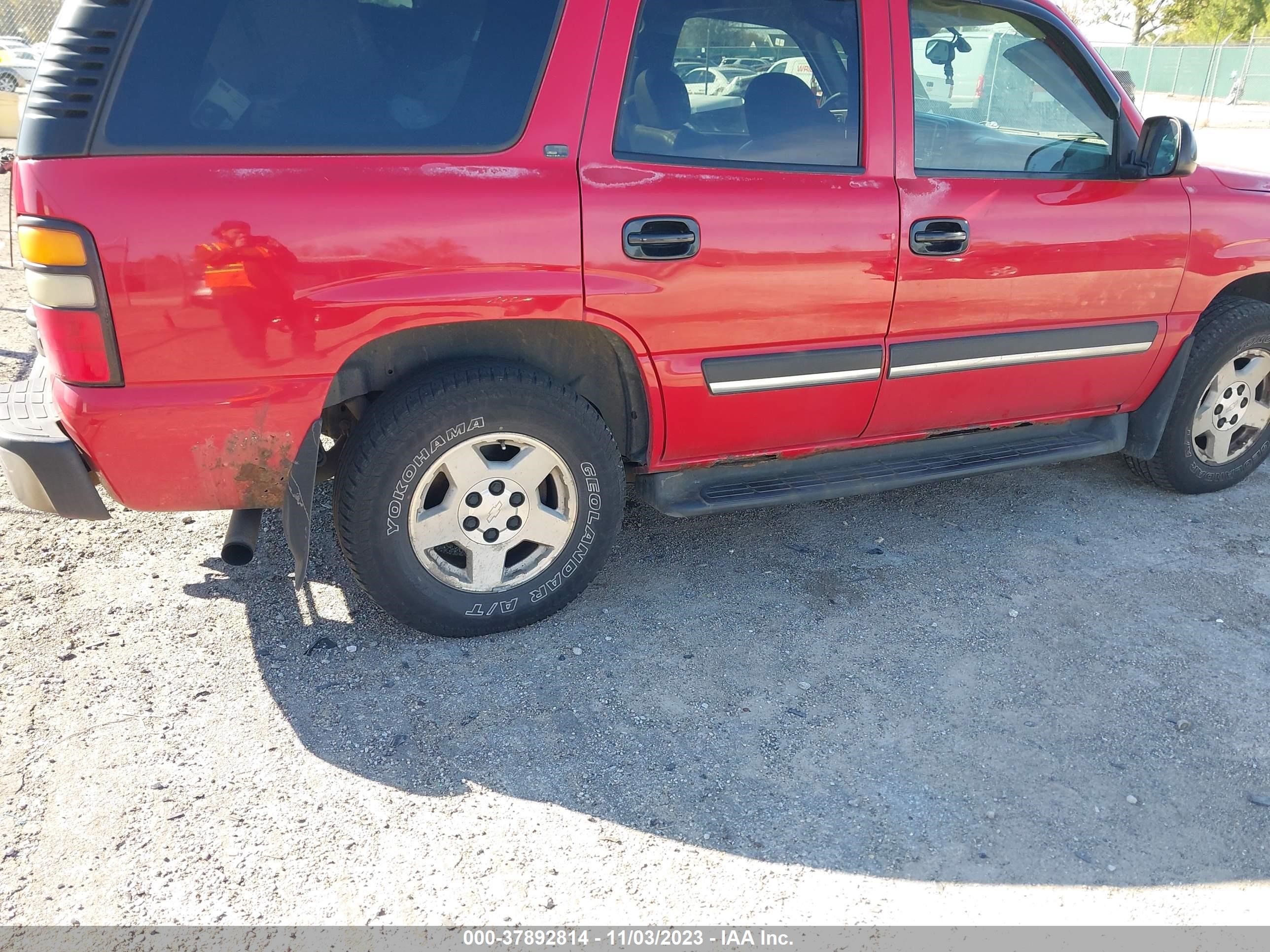 Photo 5 VIN: 1GNEK13T65J195218 - CHEVROLET TAHOE 