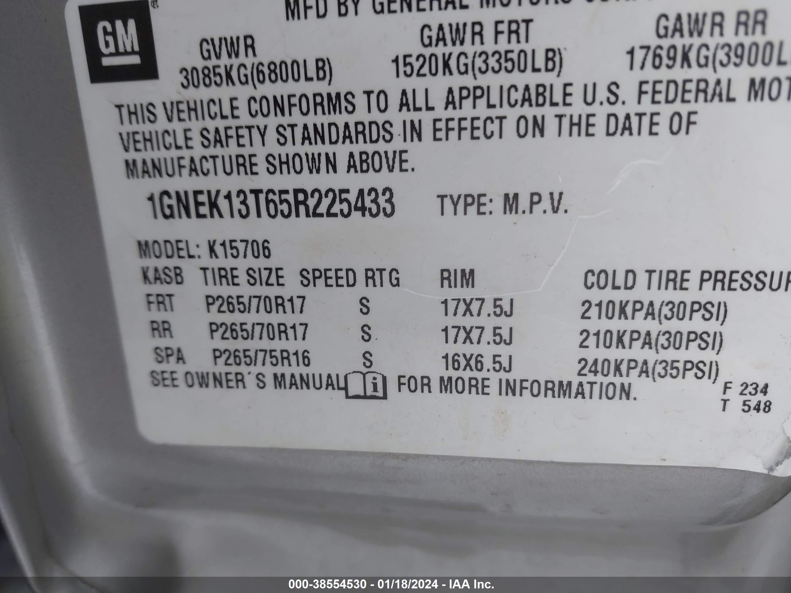 Photo 8 VIN: 1GNEK13T65R225433 - CHEVROLET TAHOE 