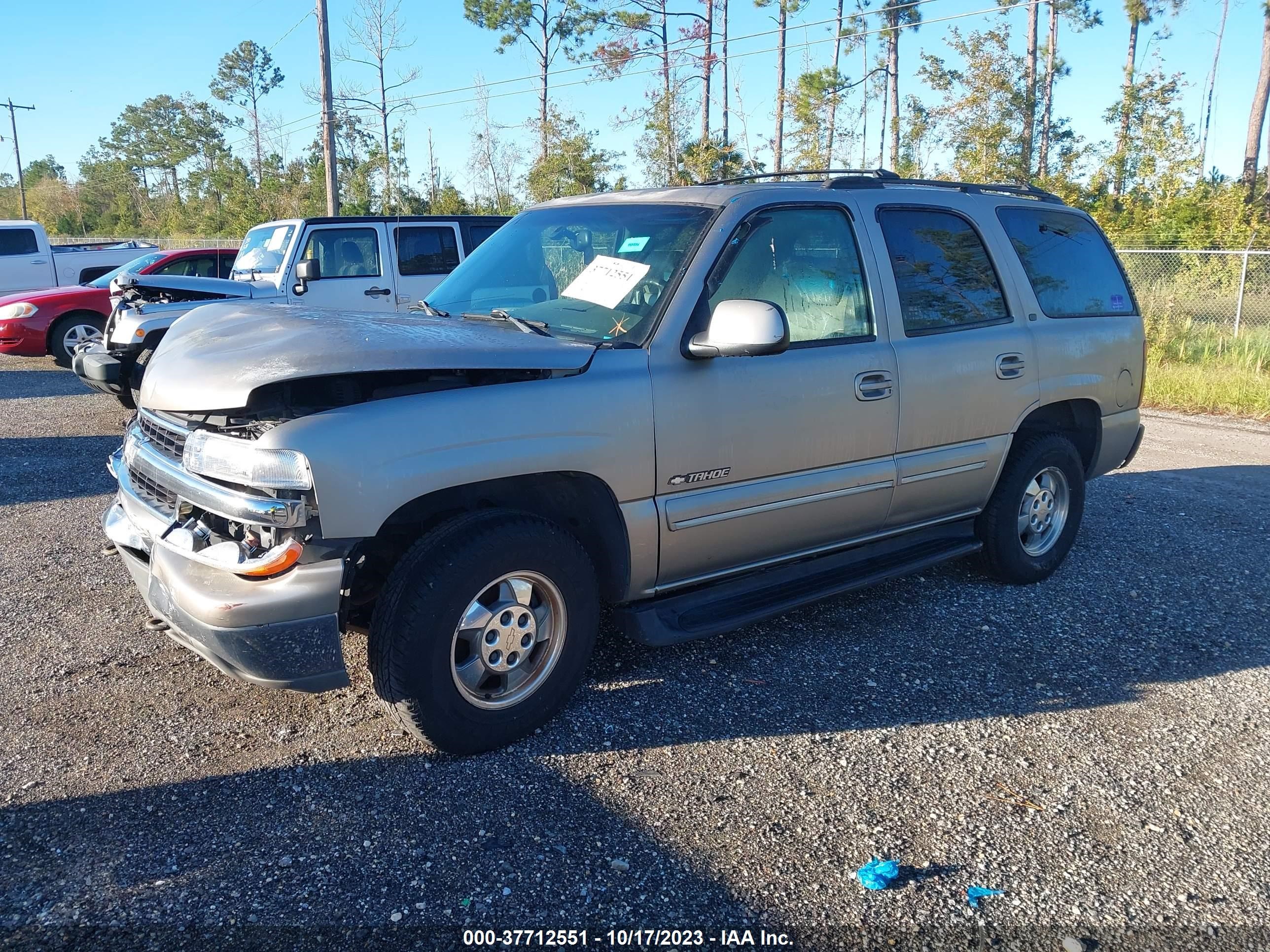 Photo 1 VIN: 1GNEK13T6YJ154687 - CHEVROLET TAHOE 