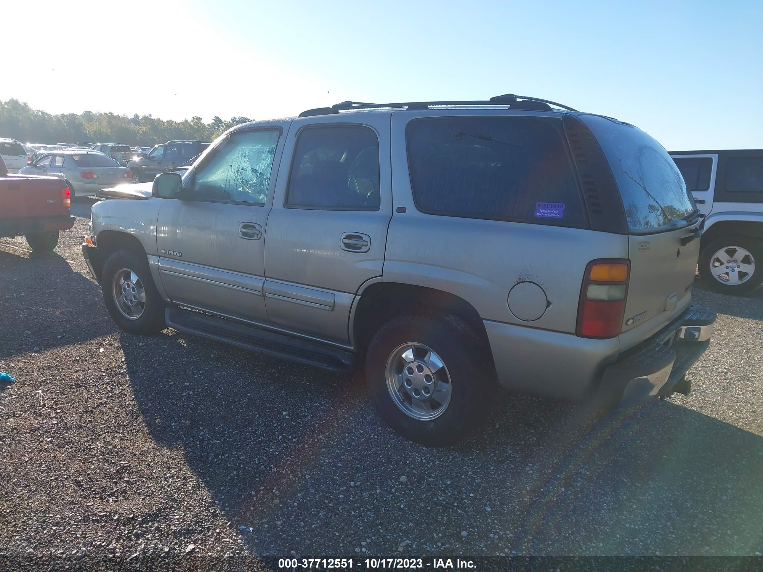 Photo 2 VIN: 1GNEK13T6YJ154687 - CHEVROLET TAHOE 