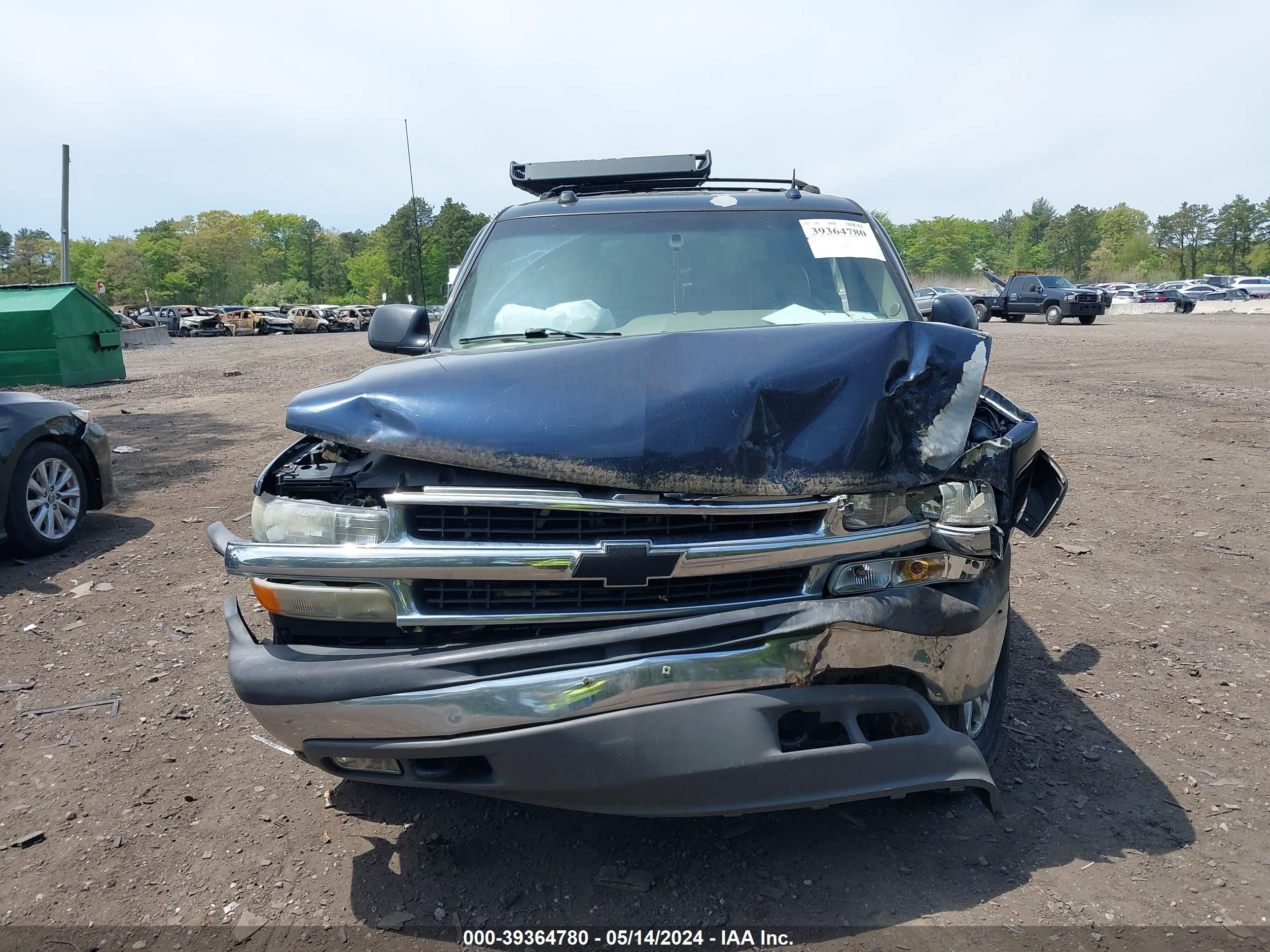 Photo 11 VIN: 1GNEK13T75J213001 - CHEVROLET TAHOE 