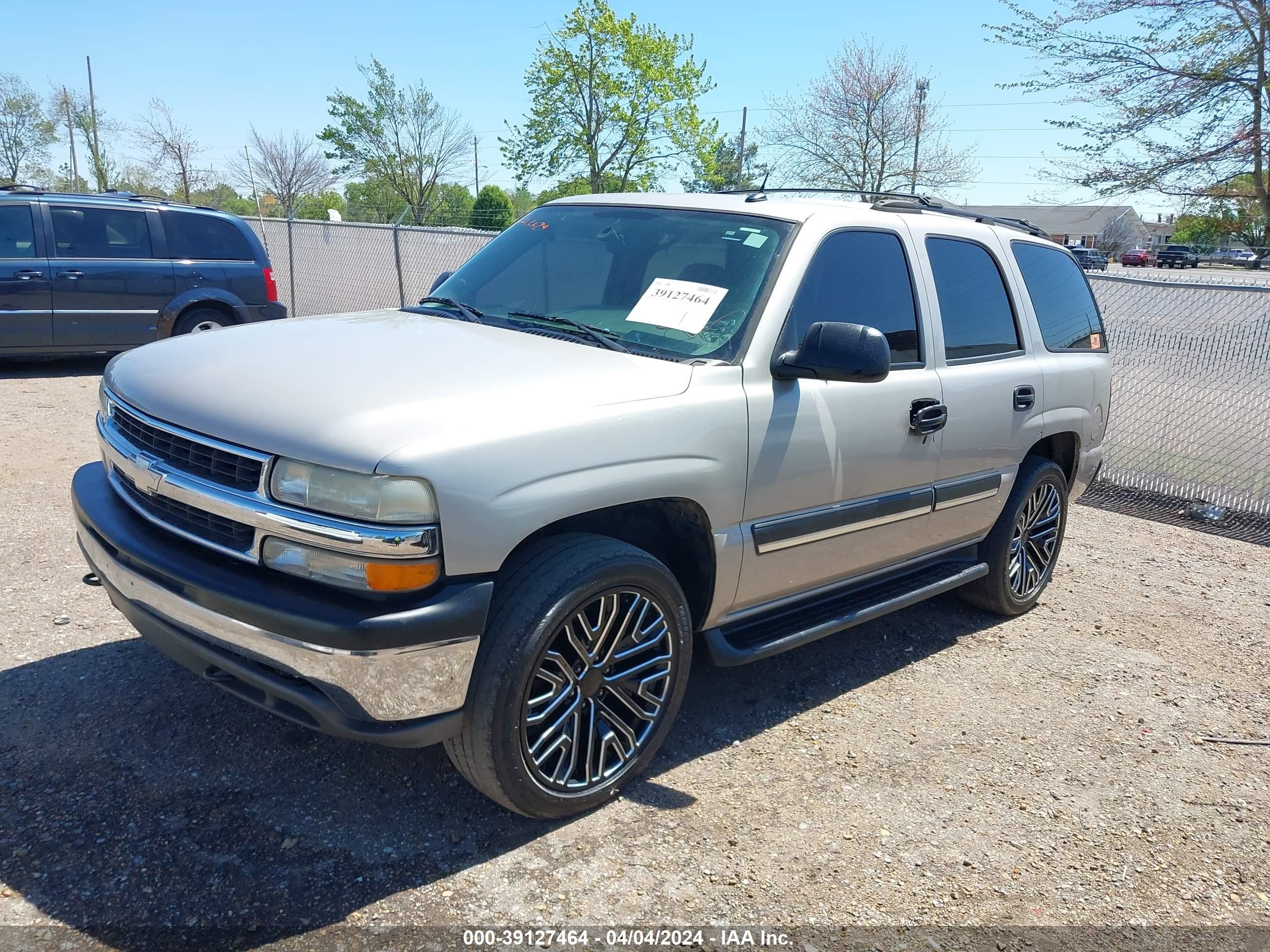 Photo 1 VIN: 1GNEK13T75R113255 - CHEVROLET TAHOE 