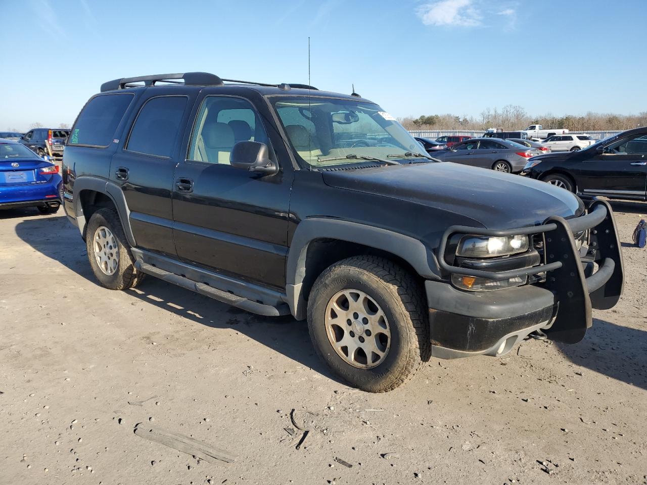 Photo 3 VIN: 1GNEK13T75R140956 - CHEVROLET TAHOE 