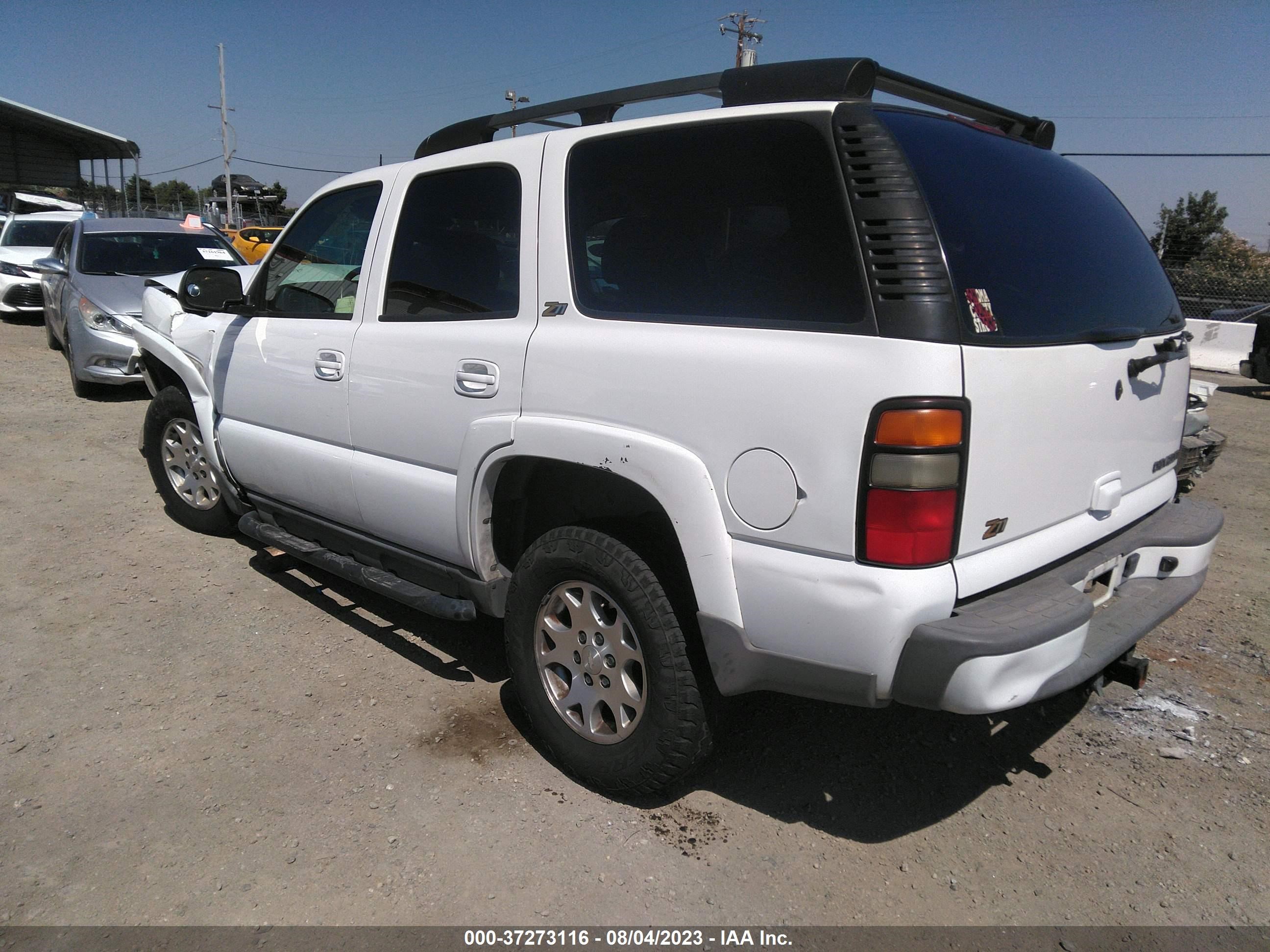 Photo 2 VIN: 1GNEK13T84R147879 - CHEVROLET TAHOE 