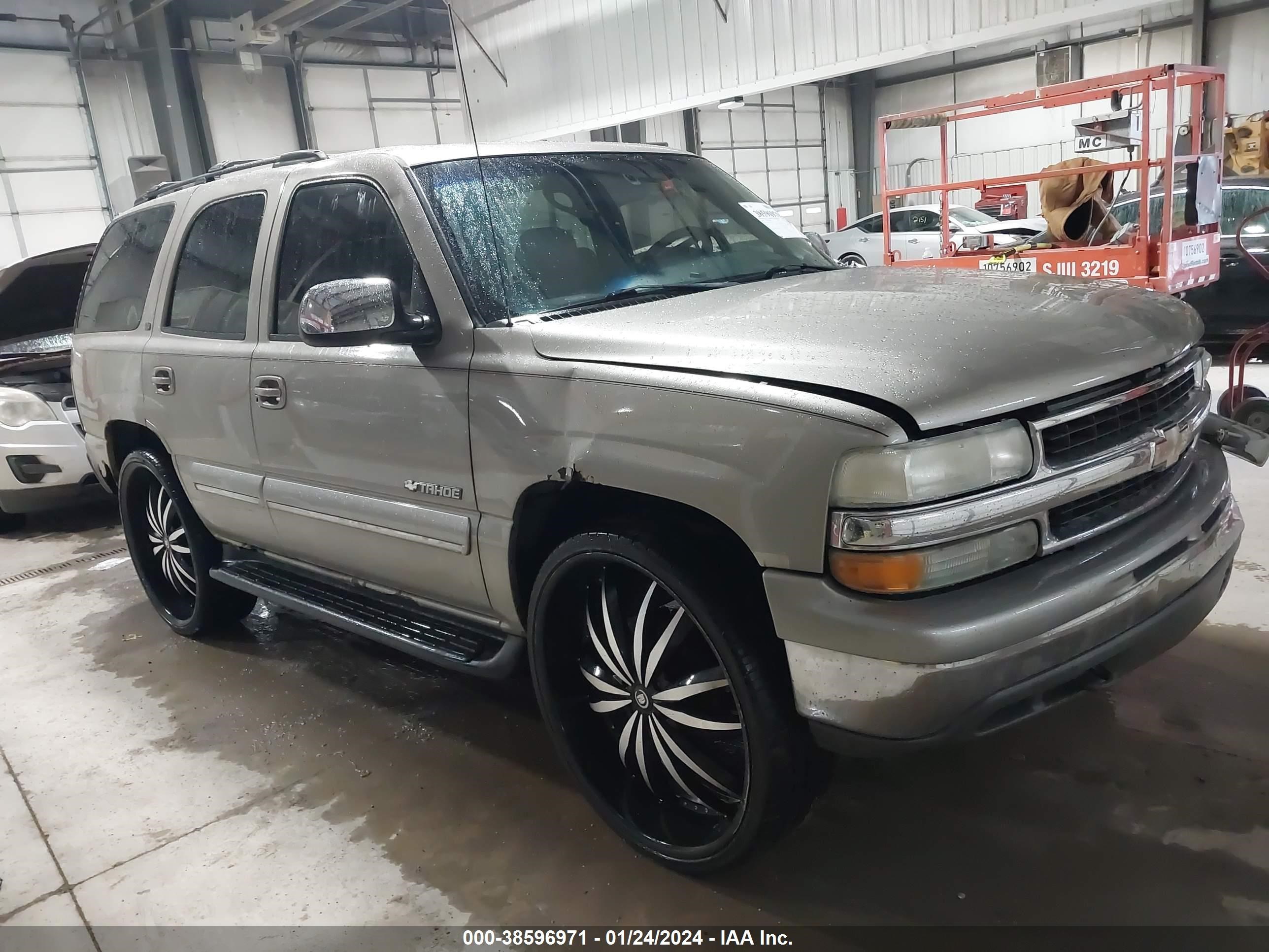 Photo 0 VIN: 1GNEK13T8YJ113915 - CHEVROLET TAHOE 