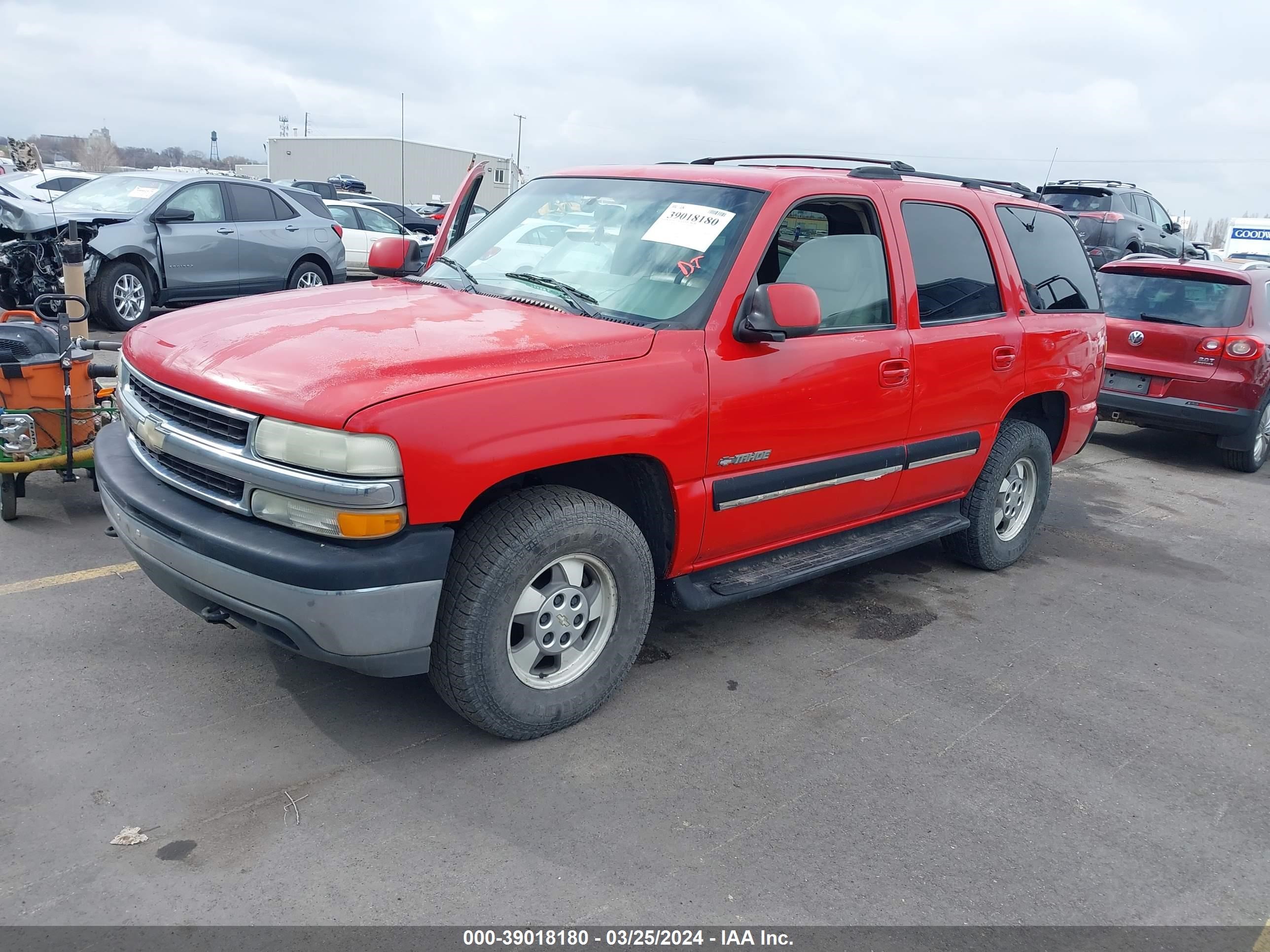 Photo 1 VIN: 1GNEK13T91J303146 - CHEVROLET TAHOE 