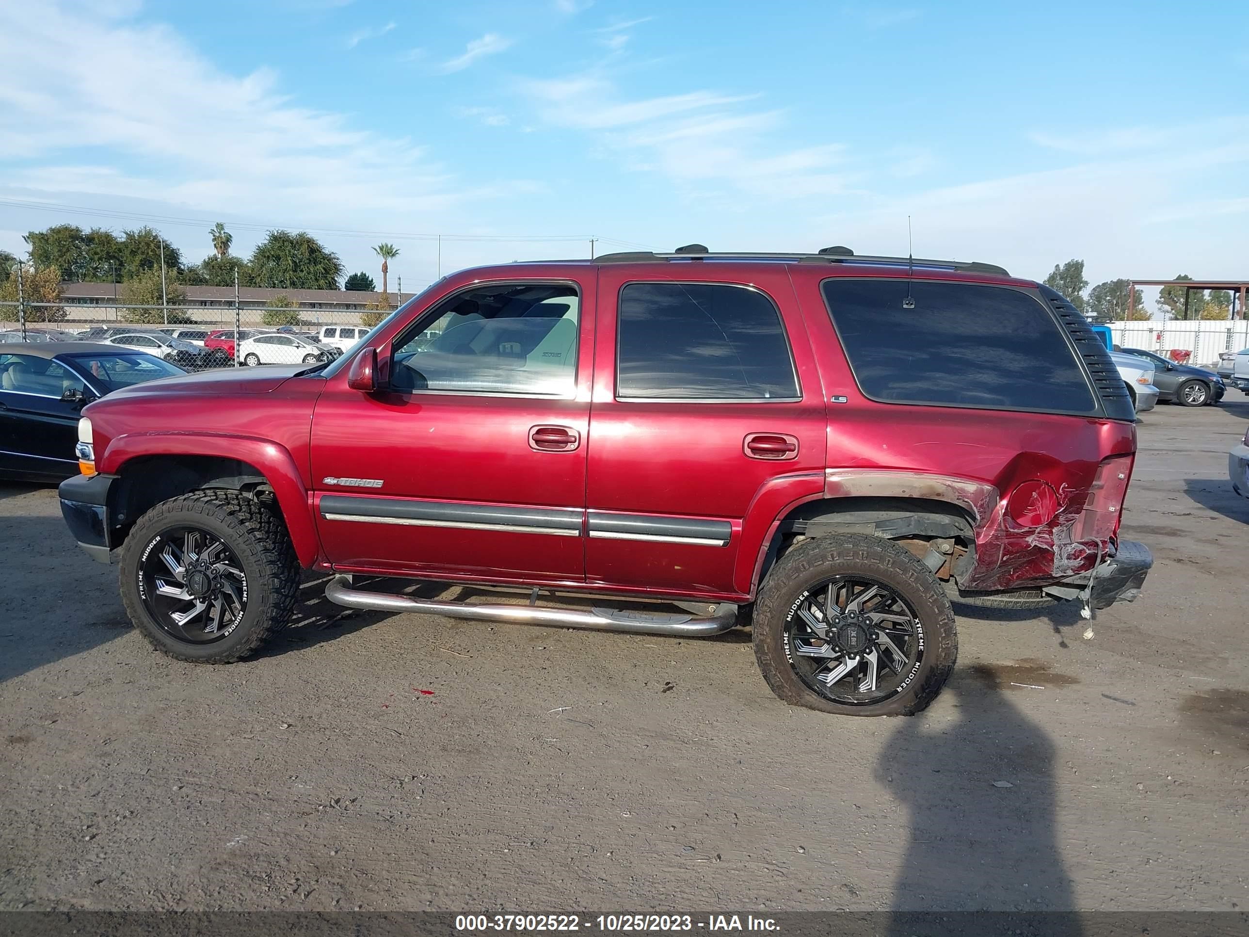 Photo 13 VIN: 1GNEK13T91R117057 - CHEVROLET TAHOE 