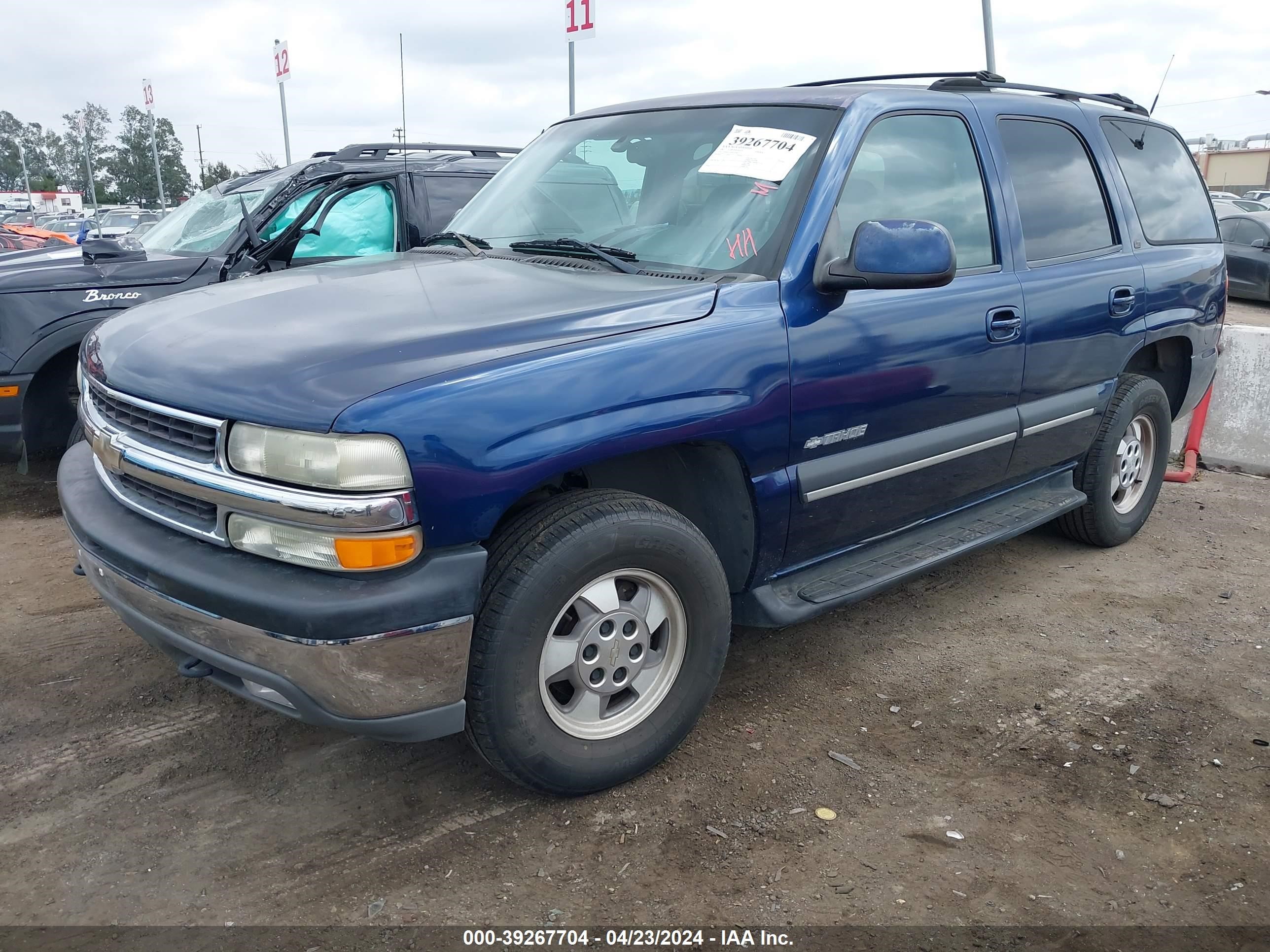 Photo 1 VIN: 1GNEK13T91R155405 - CHEVROLET TAHOE 