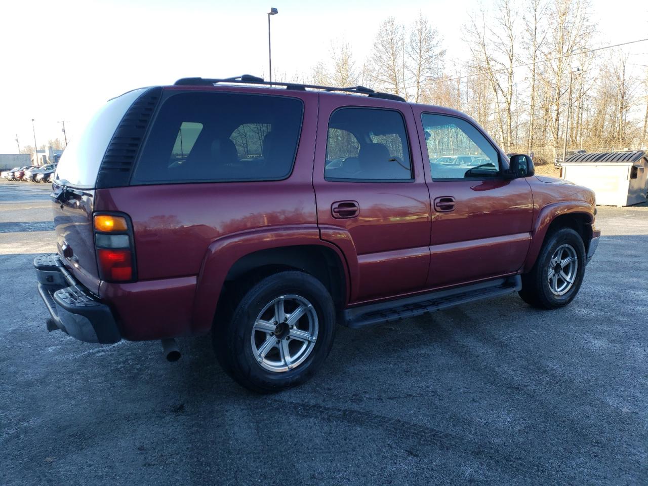 Photo 2 VIN: 1GNEK13T95R112706 - CHEVROLET TAHOE 