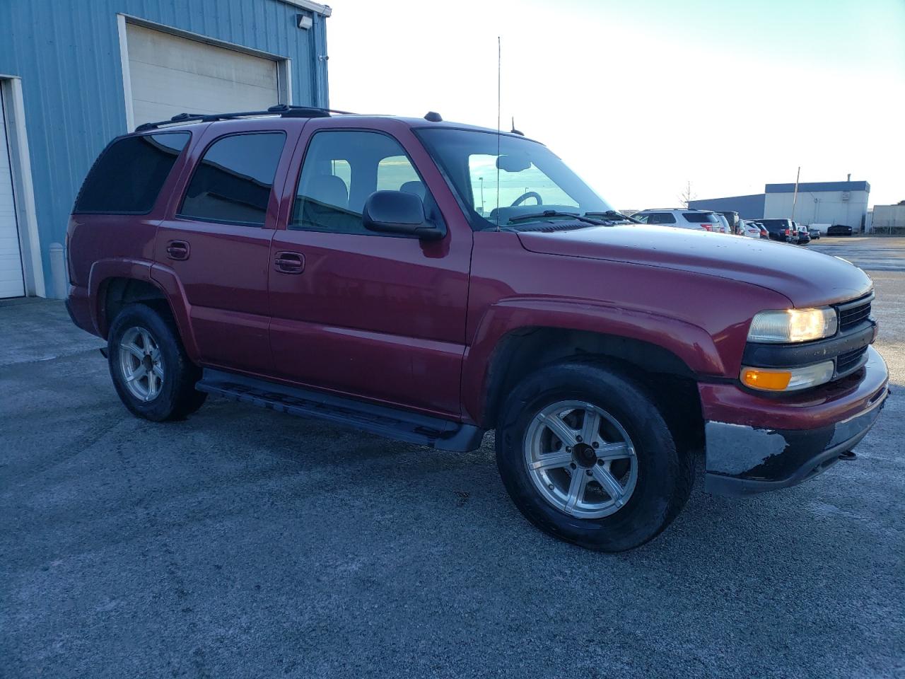 Photo 3 VIN: 1GNEK13T95R112706 - CHEVROLET TAHOE 