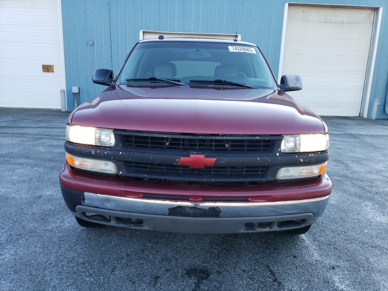 Photo 4 VIN: 1GNEK13T95R112706 - CHEVROLET TAHOE 