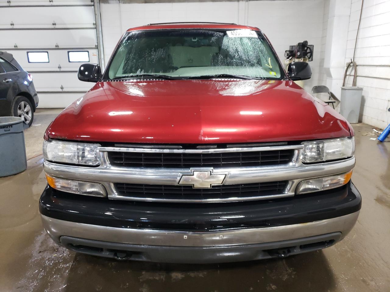 Photo 4 VIN: 1GNEK13TX1R120761 - CHEVROLET TAHOE 