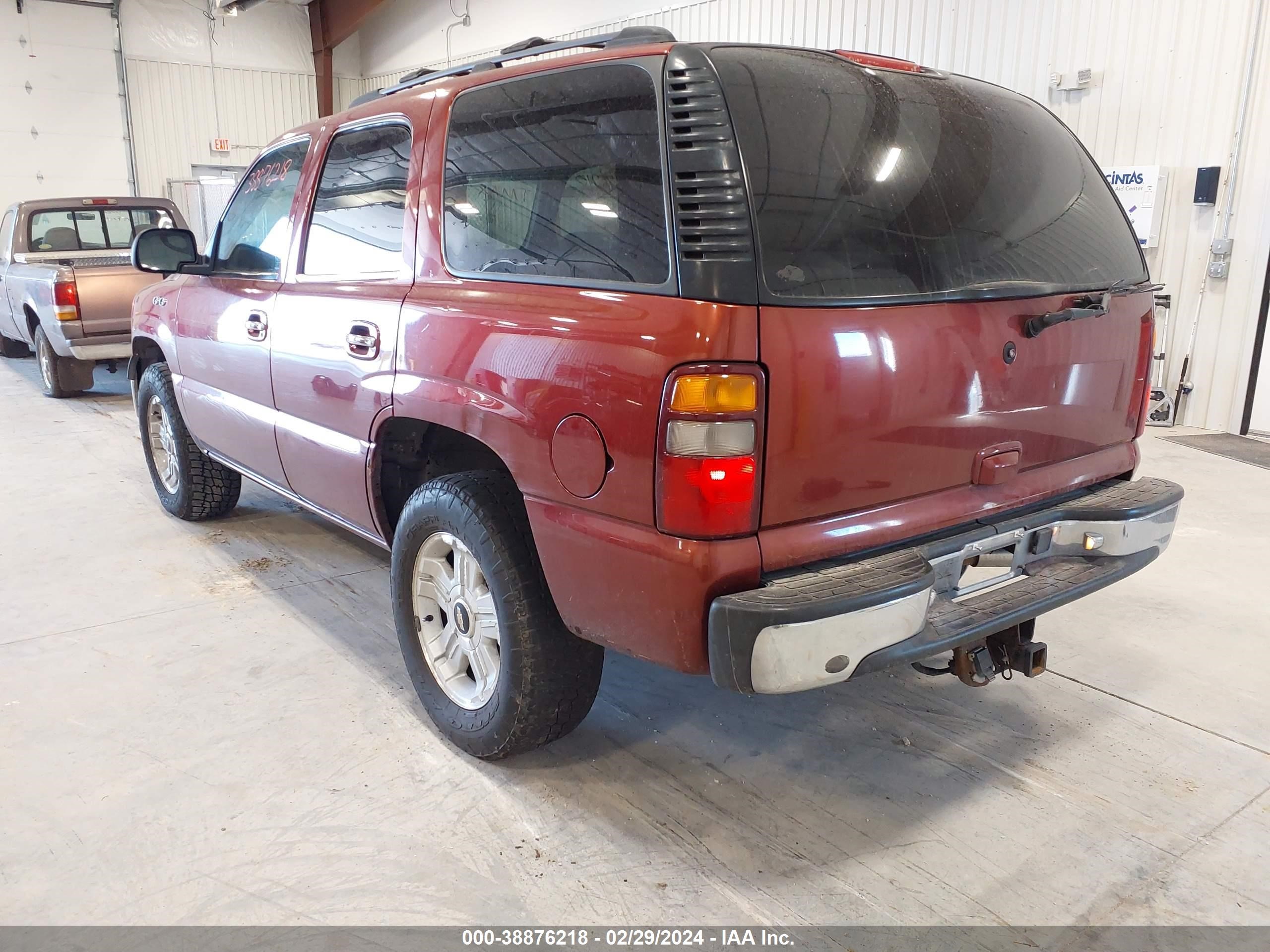 Photo 2 VIN: 1GNEK13TX1R123658 - CHEVROLET TAHOE 