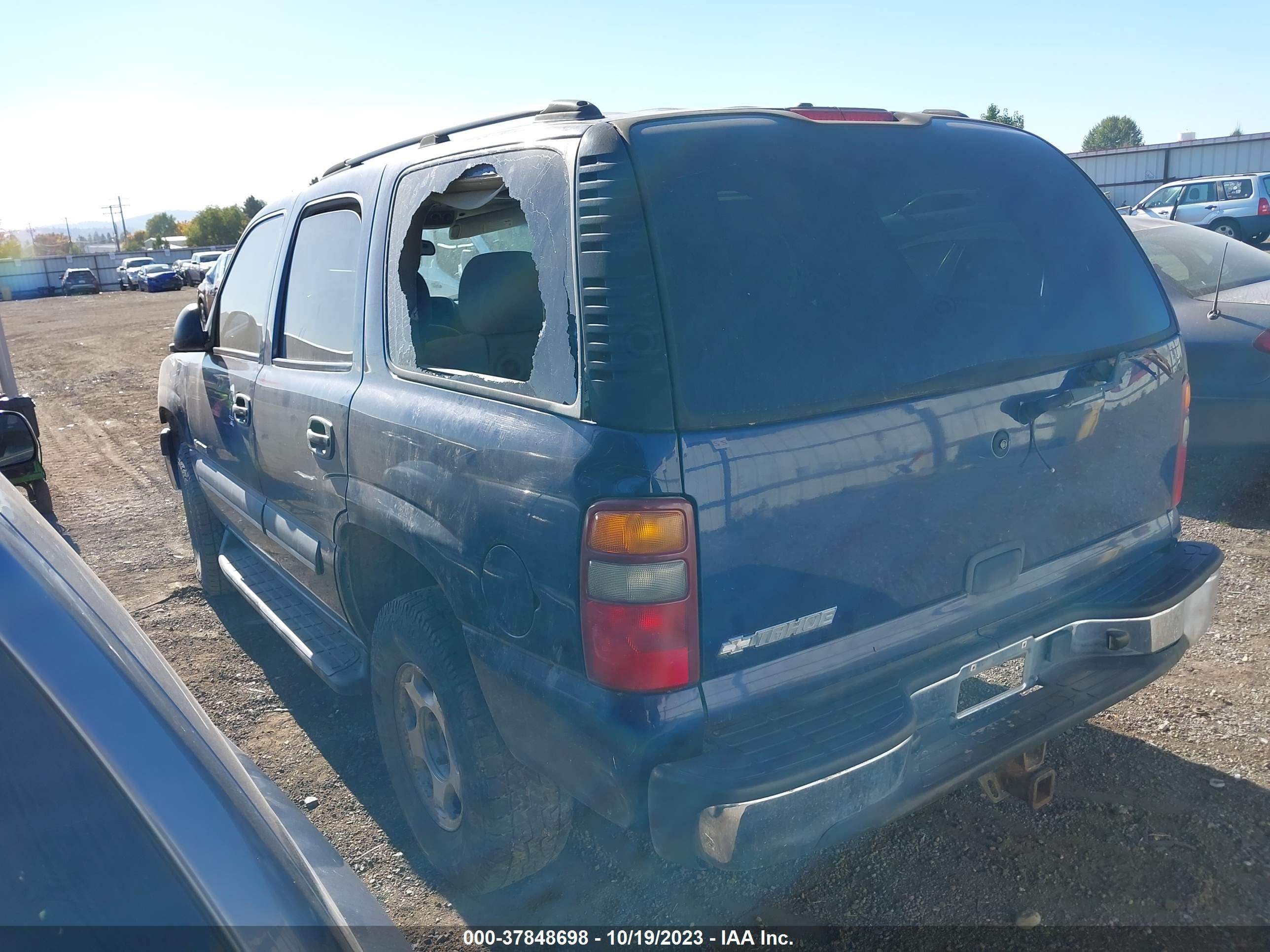 Photo 2 VIN: 1GNEK13V13J294141 - CHEVROLET TAHOE 