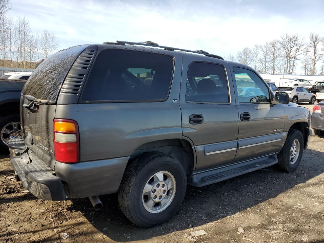 Photo 2 VIN: 1GNEK13V92J198059 - CHEVROLET TAHOE 