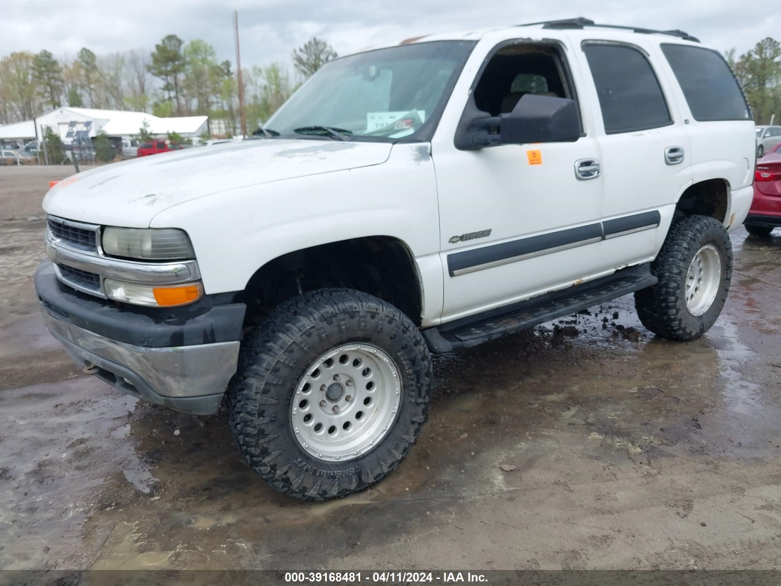 Photo 1 VIN: 1GNEK13Z02J286839 - CHEVROLET TAHOE 