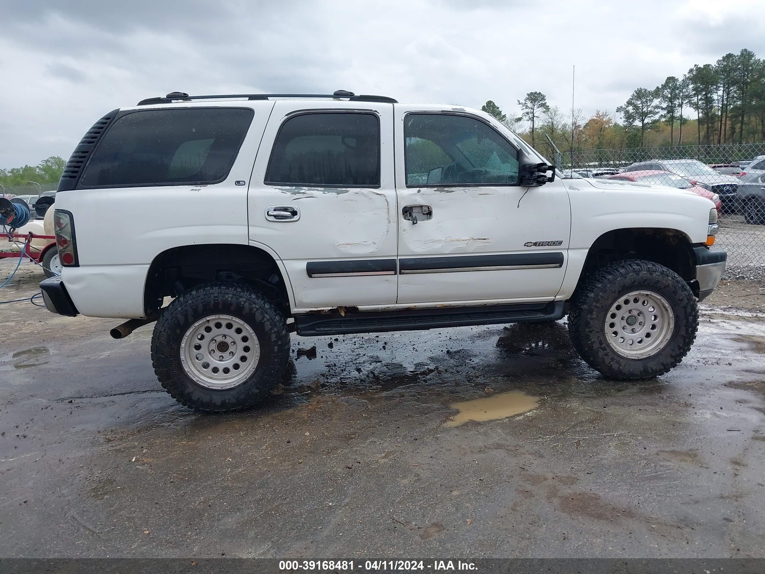 Photo 12 VIN: 1GNEK13Z02J286839 - CHEVROLET TAHOE 