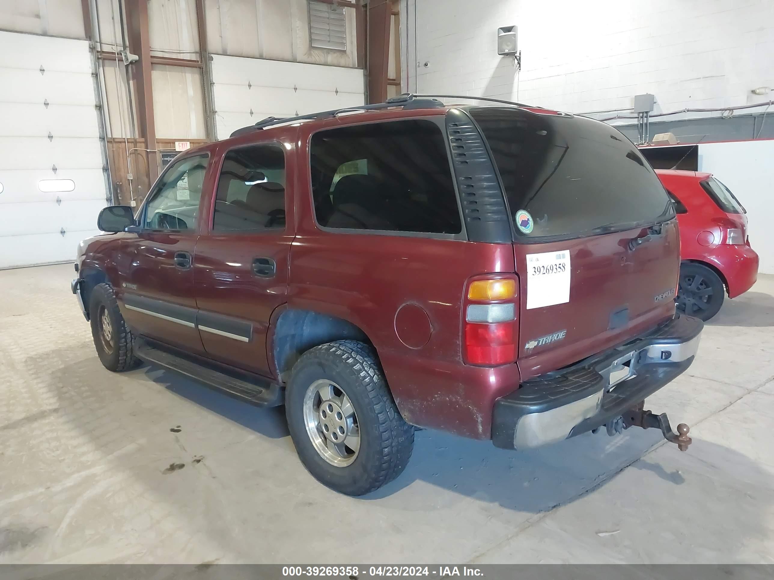 Photo 2 VIN: 1GNEK13Z03J195250 - CHEVROLET TAHOE 