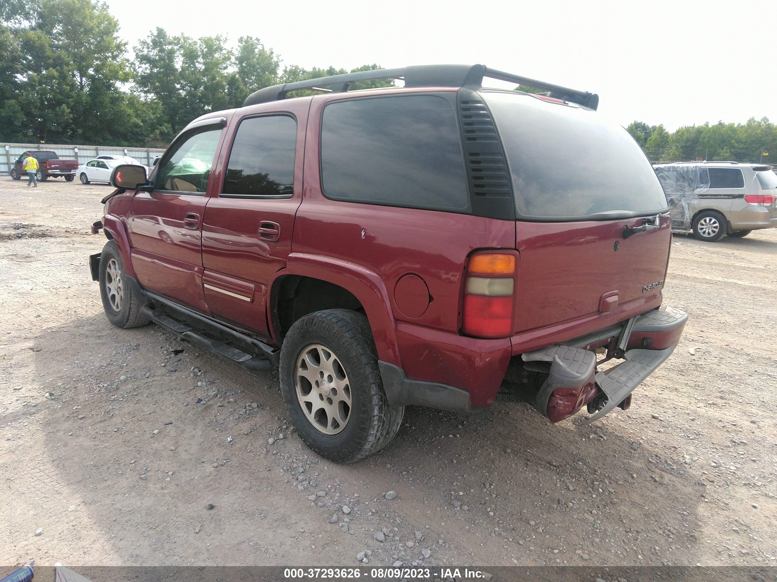 Photo 2 VIN: 1GNEK13Z04R138145 - CHEVROLET TAHOE 