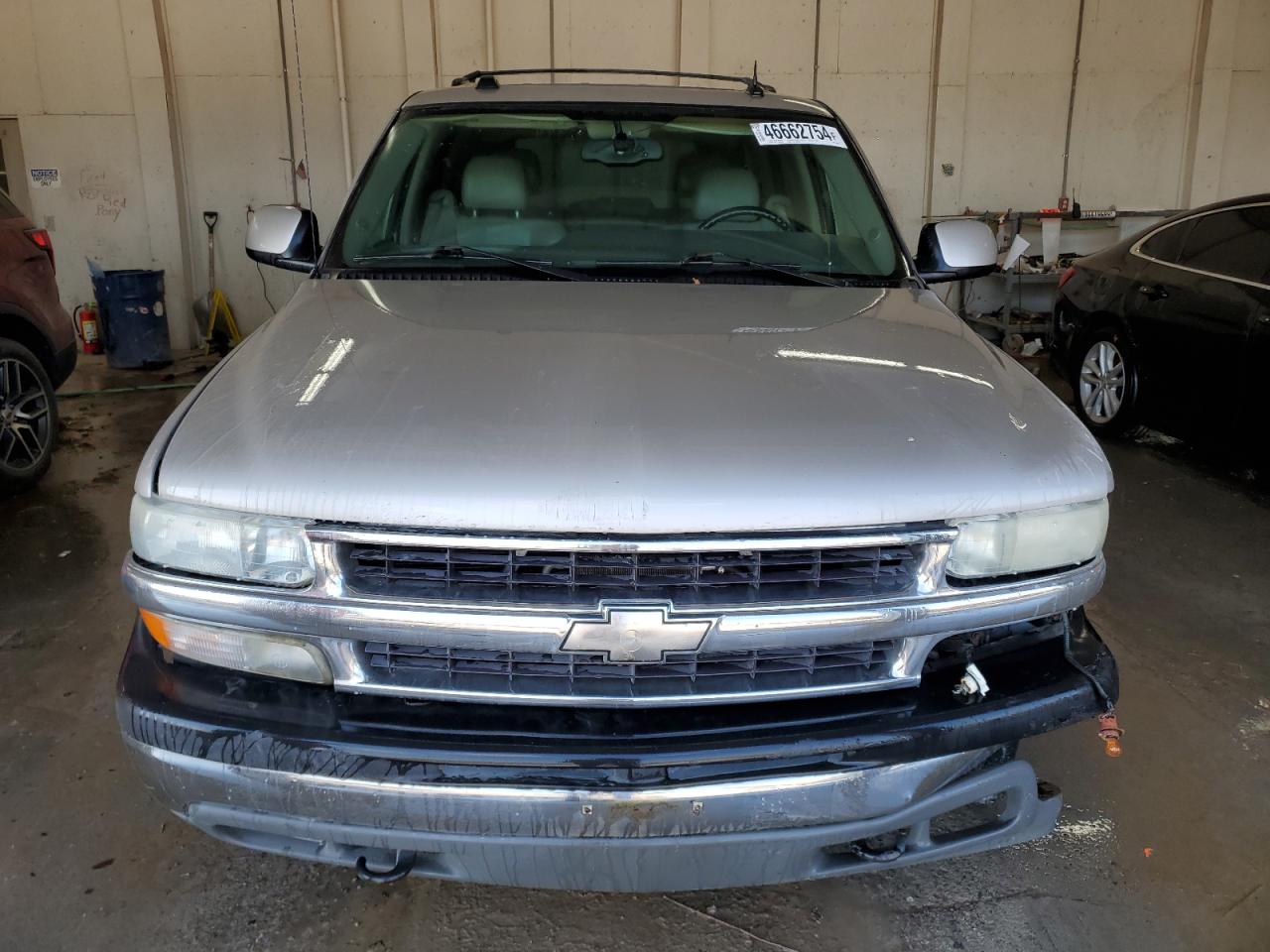 Photo 4 VIN: 1GNEK13Z04R143703 - CHEVROLET TAHOE 