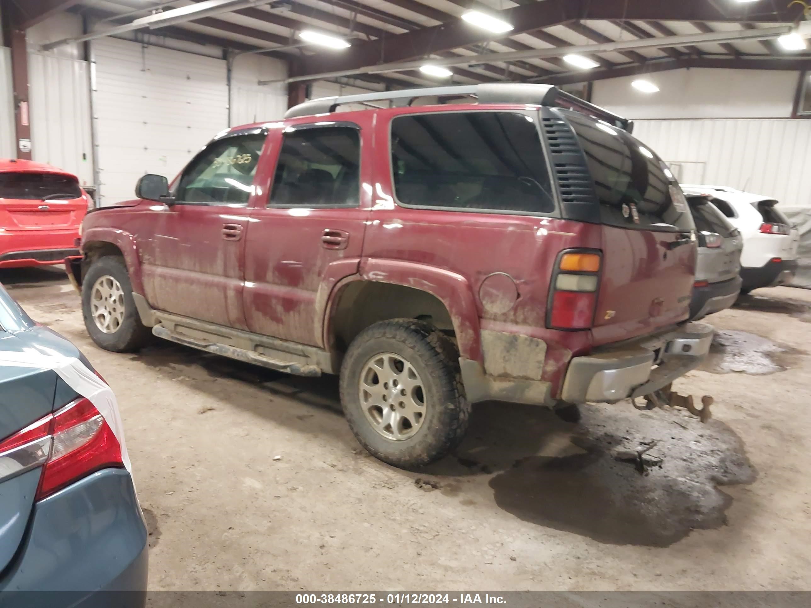 Photo 2 VIN: 1GNEK13Z04R234387 - CHEVROLET TAHOE 