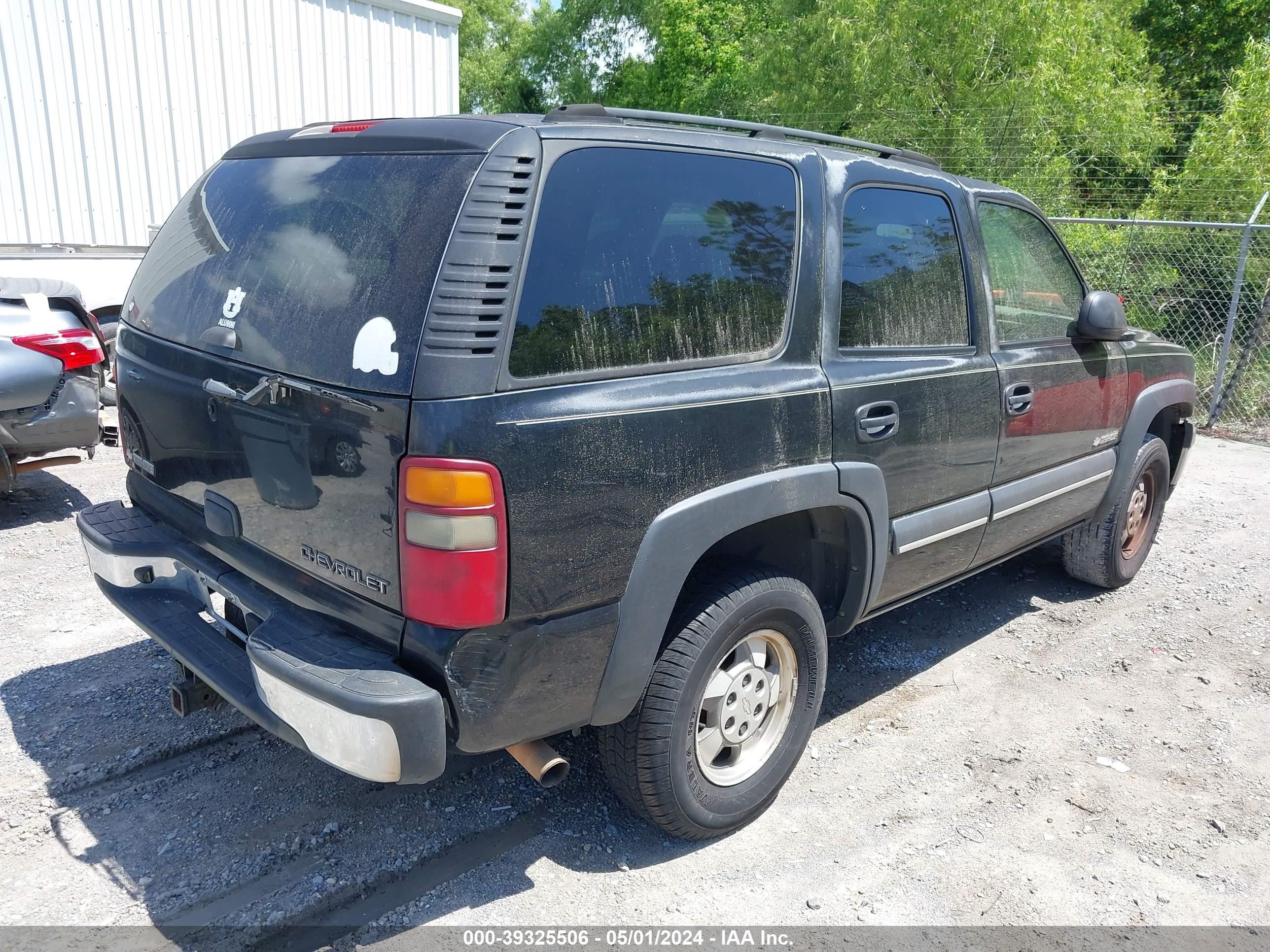 Photo 3 VIN: 1GNEK13Z13J230006 - CHEVROLET TAHOE 