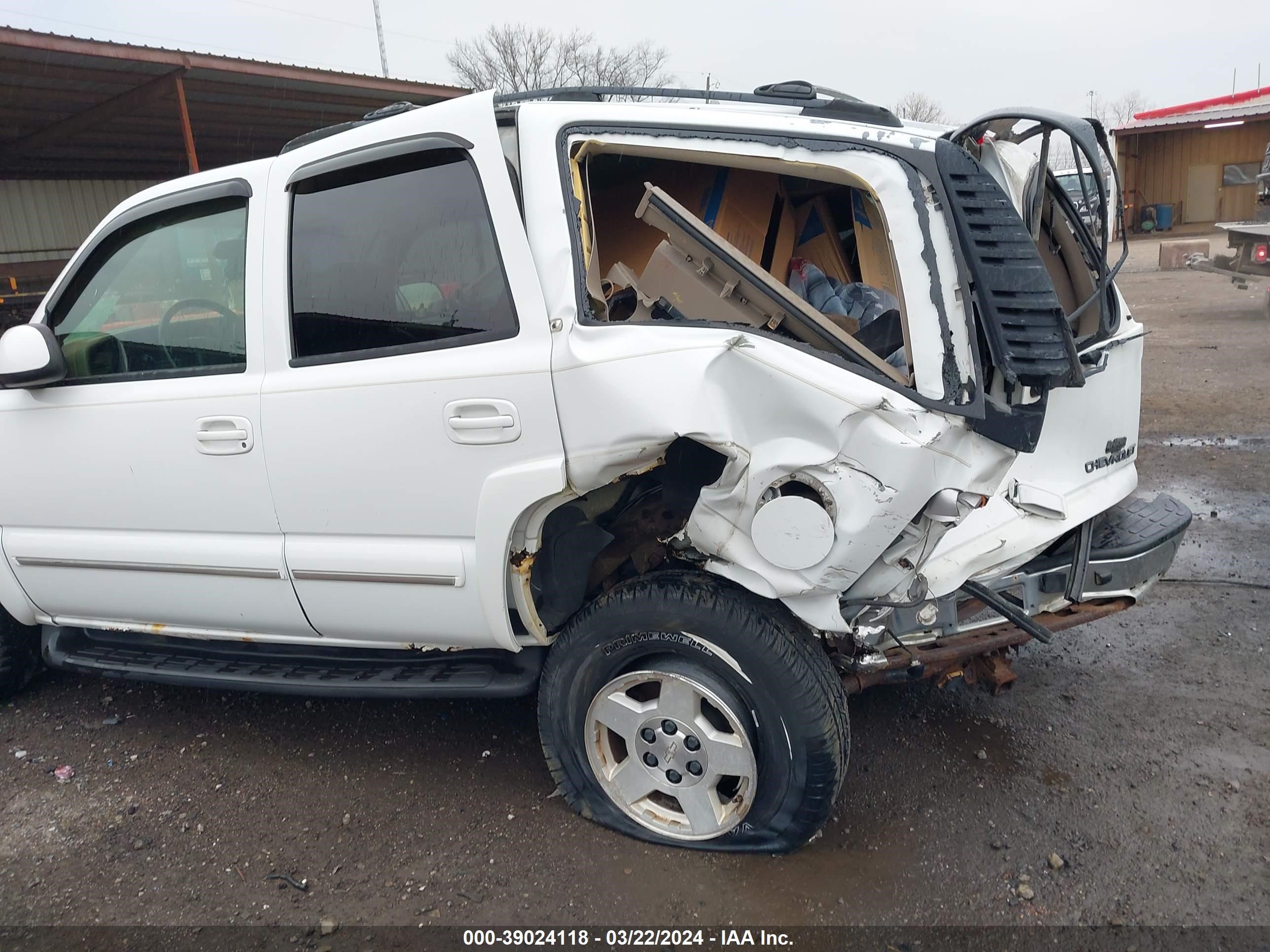 Photo 16 VIN: 1GNEK13Z14J171587 - CHEVROLET TAHOE 