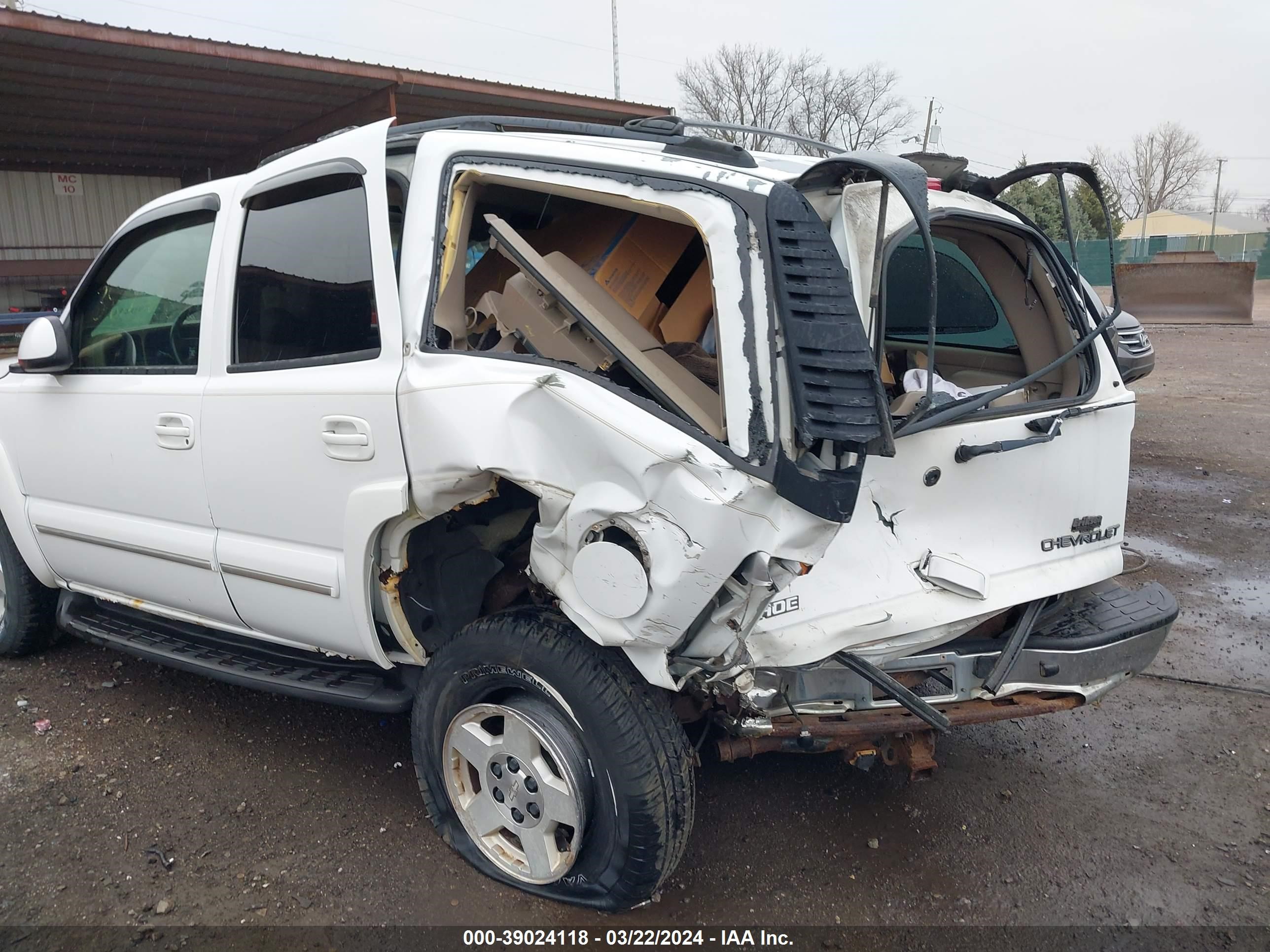 Photo 17 VIN: 1GNEK13Z14J171587 - CHEVROLET TAHOE 