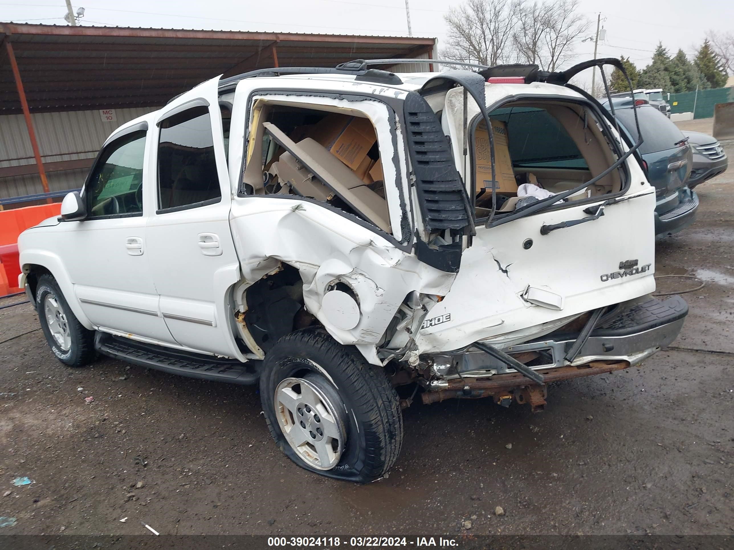 Photo 5 VIN: 1GNEK13Z14J171587 - CHEVROLET TAHOE 