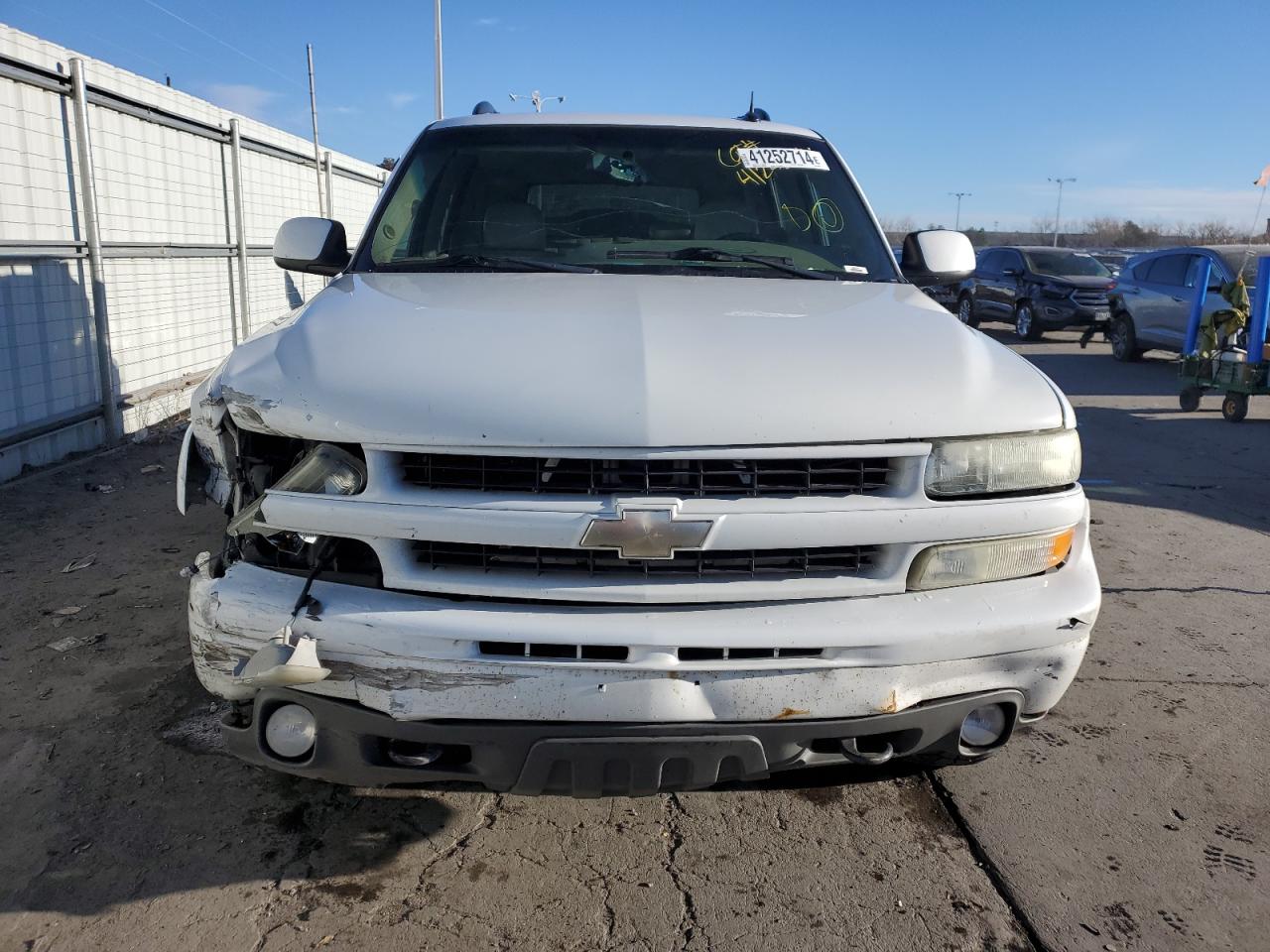 Photo 4 VIN: 1GNEK13Z14R314815 - CHEVROLET TAHOE 