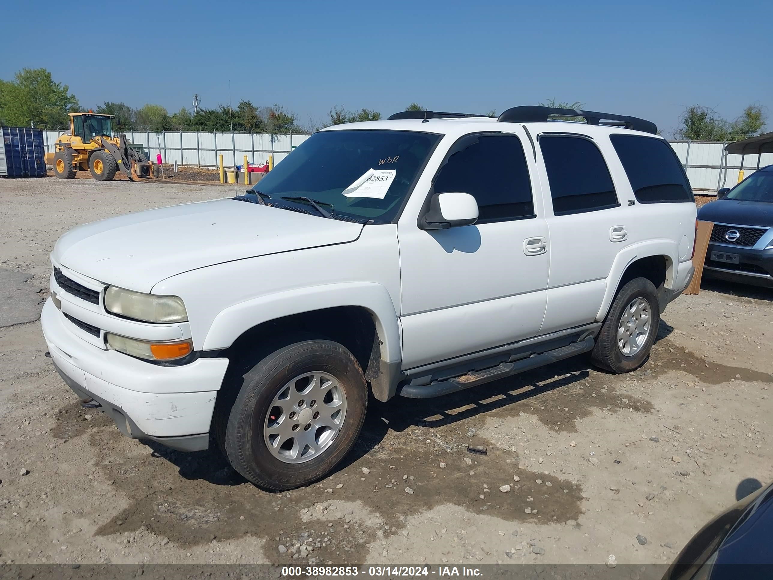 Photo 1 VIN: 1GNEK13Z22R201971 - CHEVROLET TAHOE 