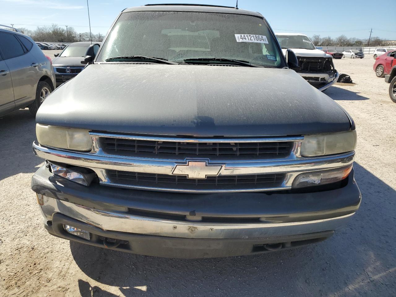 Photo 4 VIN: 1GNEK13Z22R258395 - CHEVROLET TAHOE 