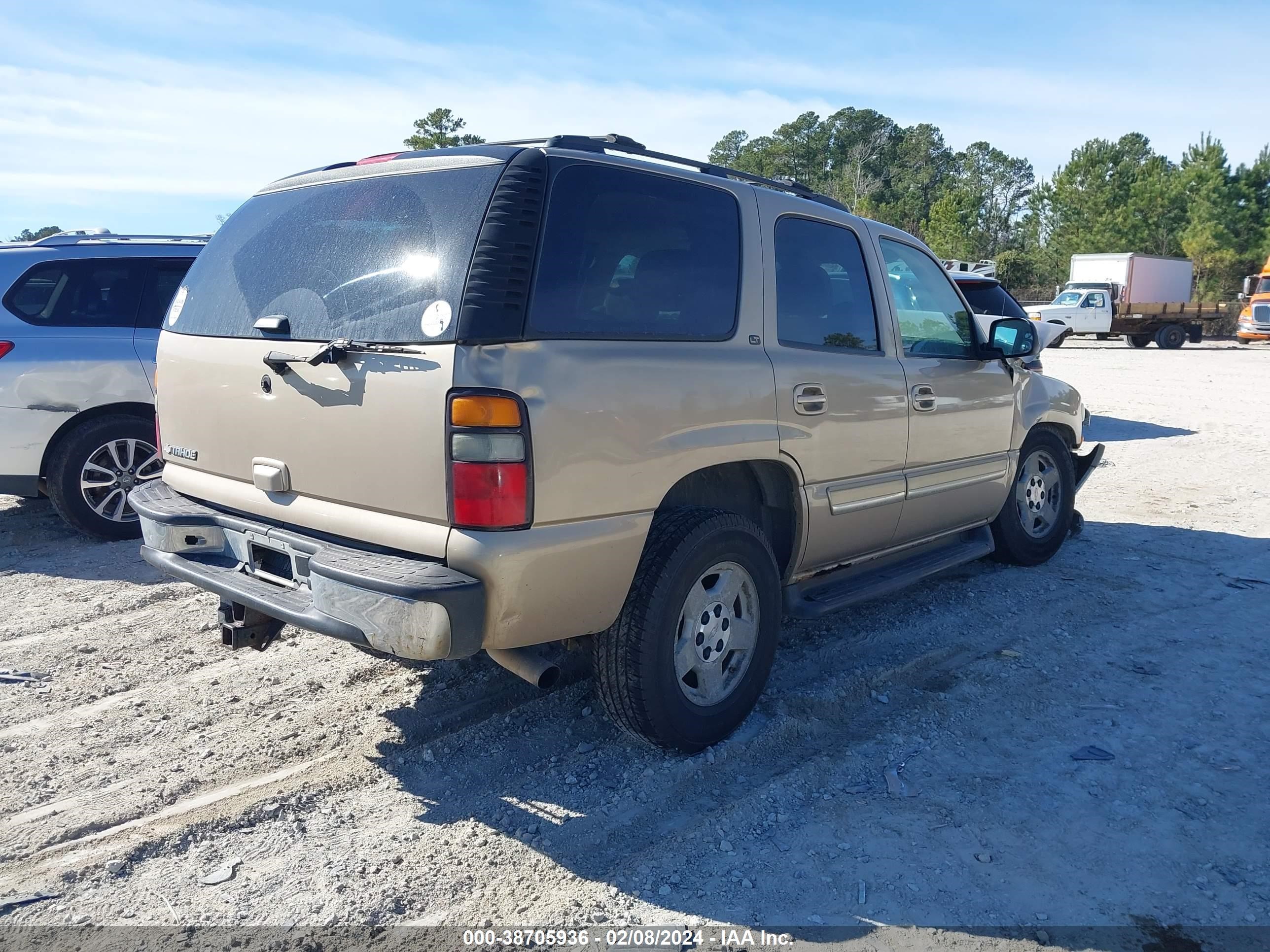 Photo 3 VIN: 1GNEK13Z26J139220 - CHEVROLET TAHOE 