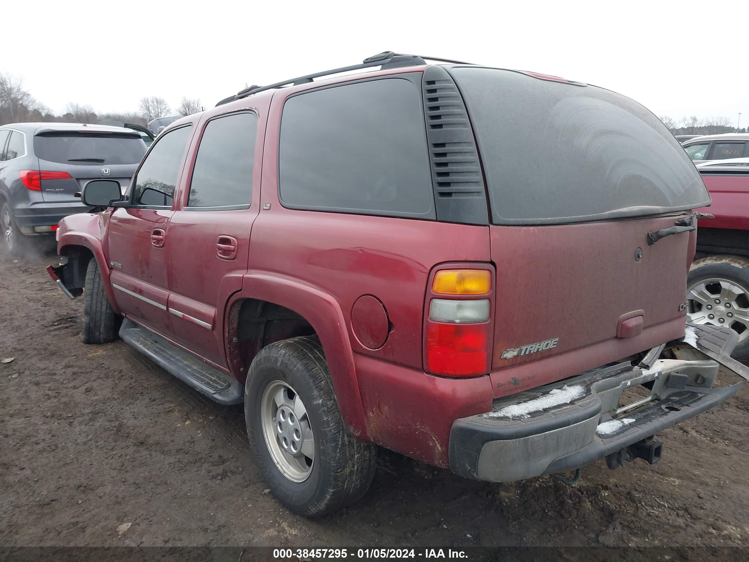 Photo 2 VIN: 1GNEK13Z32R268627 - CHEVROLET TAHOE 