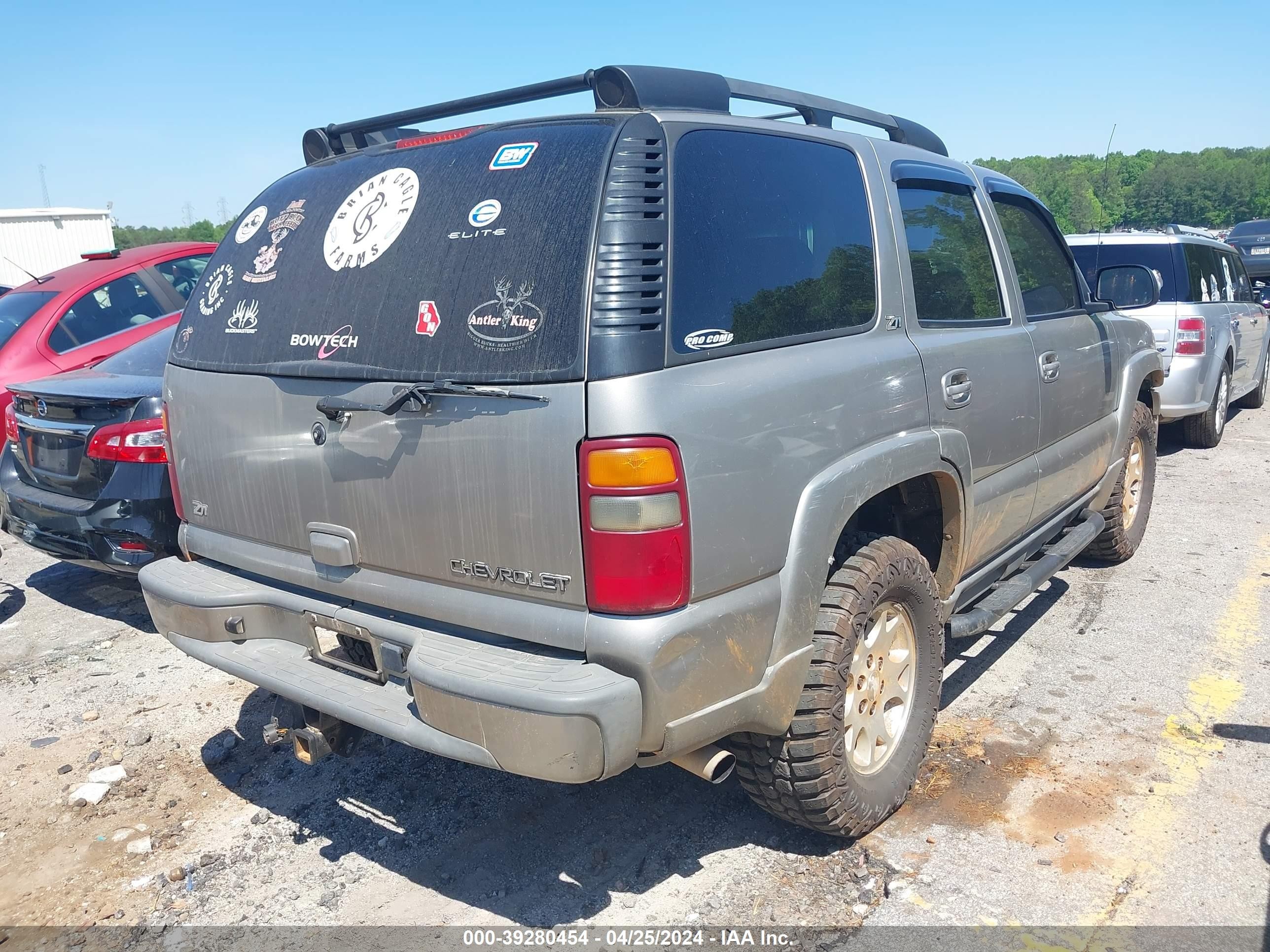 Photo 3 VIN: 1GNEK13Z32R316546 - CHEVROLET TAHOE 