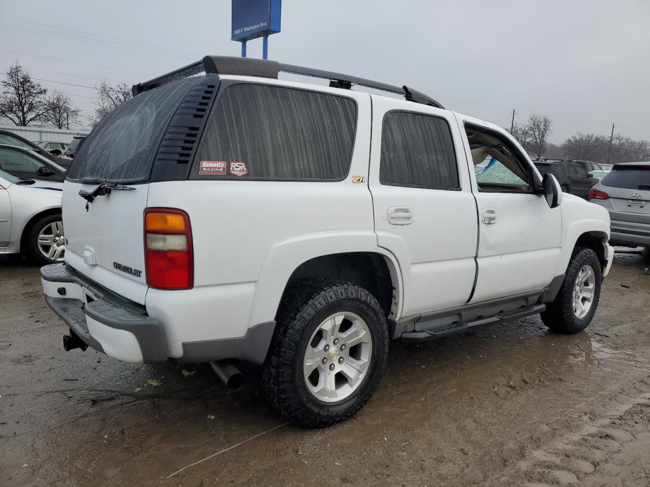 Photo 2 VIN: 1GNEK13Z33R282187 - CHEVROLET TAHOE 