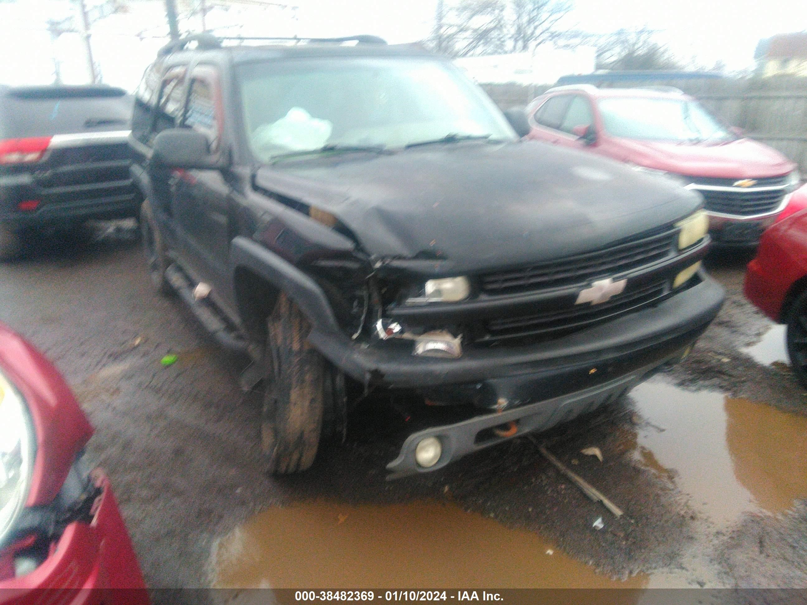 Photo 5 VIN: 1GNEK13Z43R280867 - CHEVROLET TAHOE 