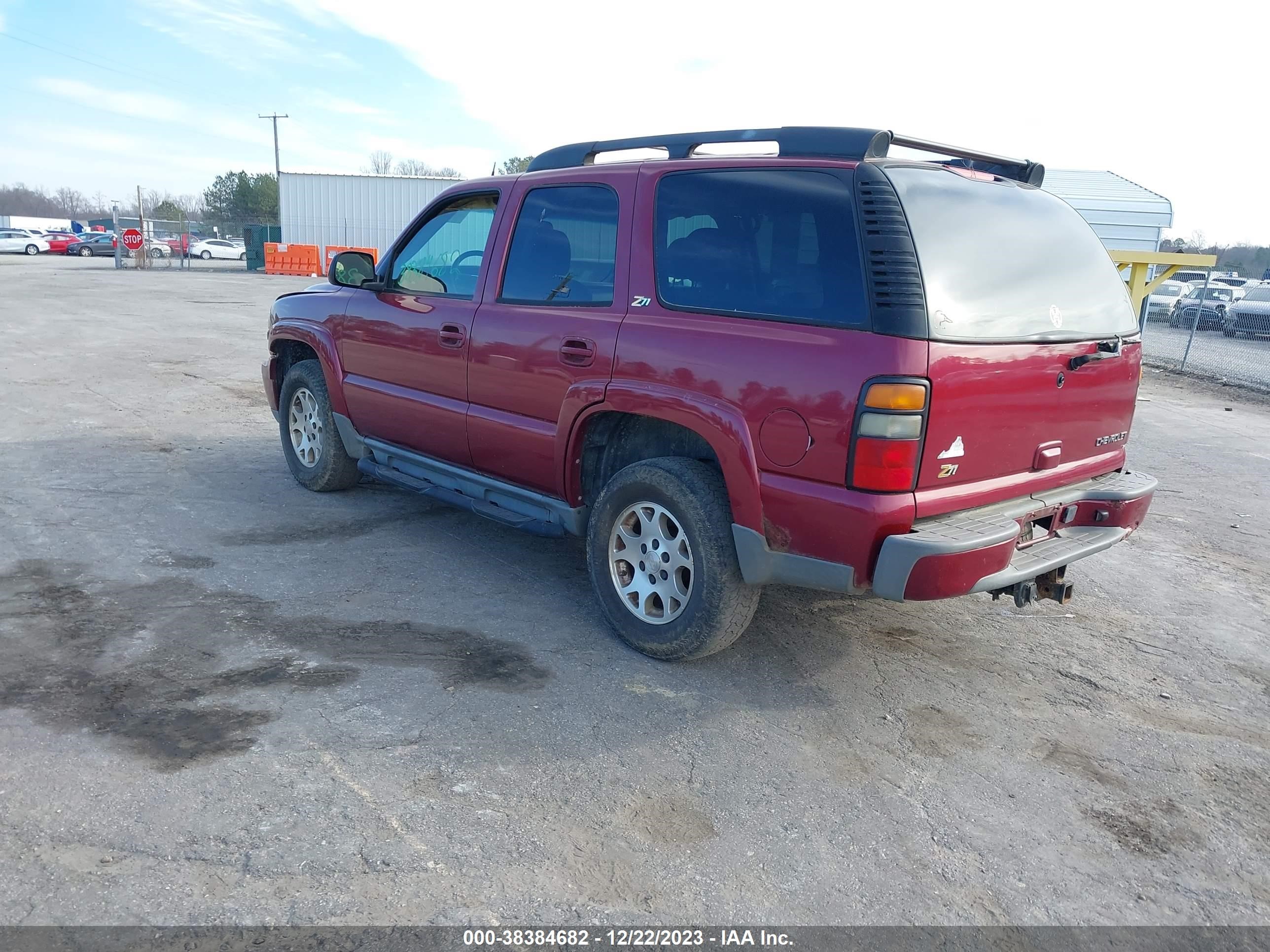 Photo 2 VIN: 1GNEK13Z44R296052 - CHEVROLET TAHOE 