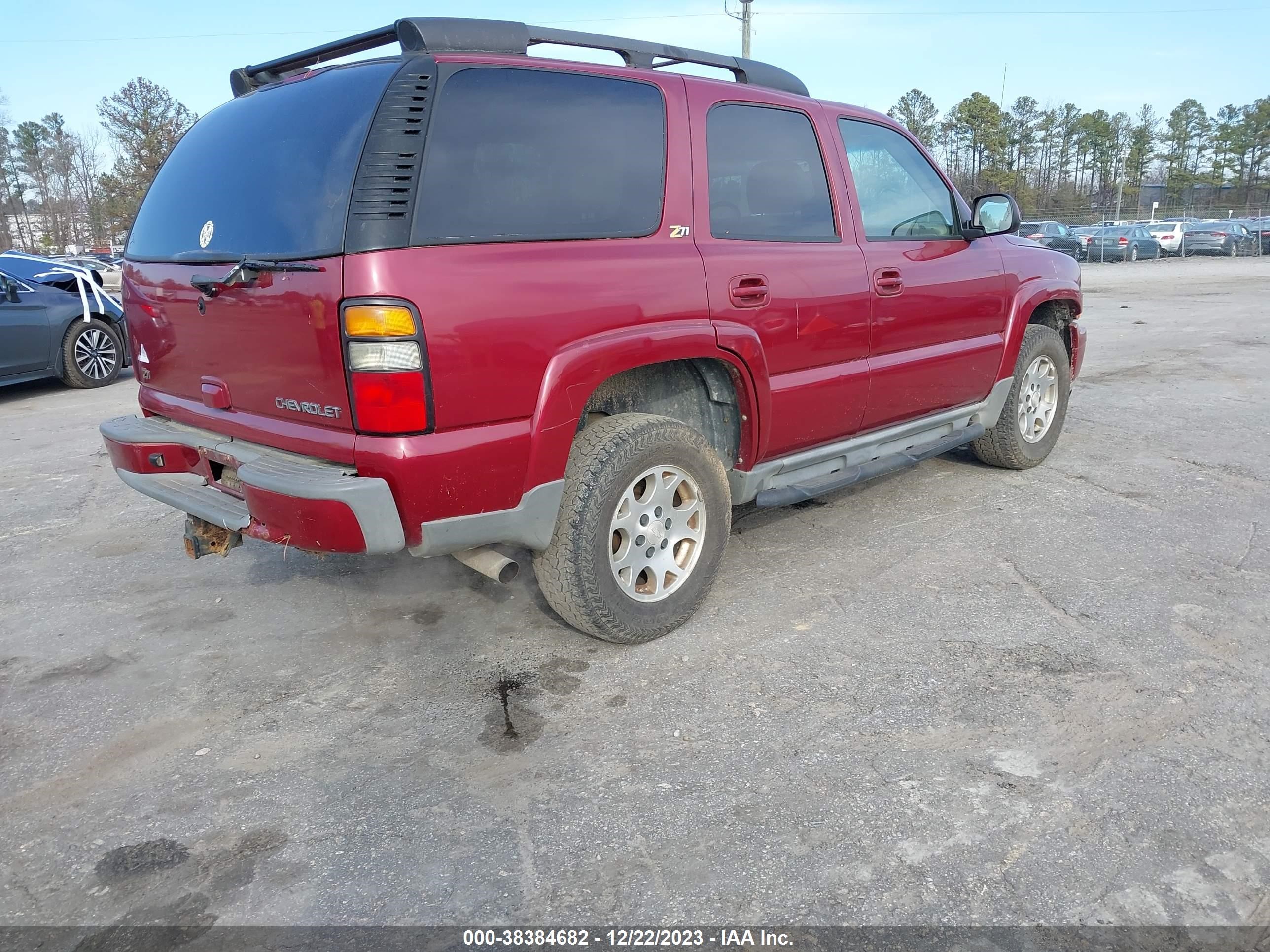 Photo 3 VIN: 1GNEK13Z44R296052 - CHEVROLET TAHOE 