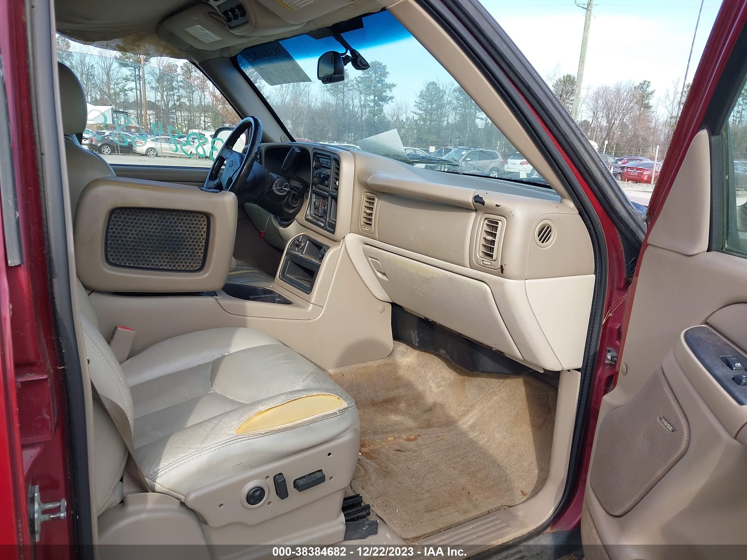 Photo 4 VIN: 1GNEK13Z44R296052 - CHEVROLET TAHOE 