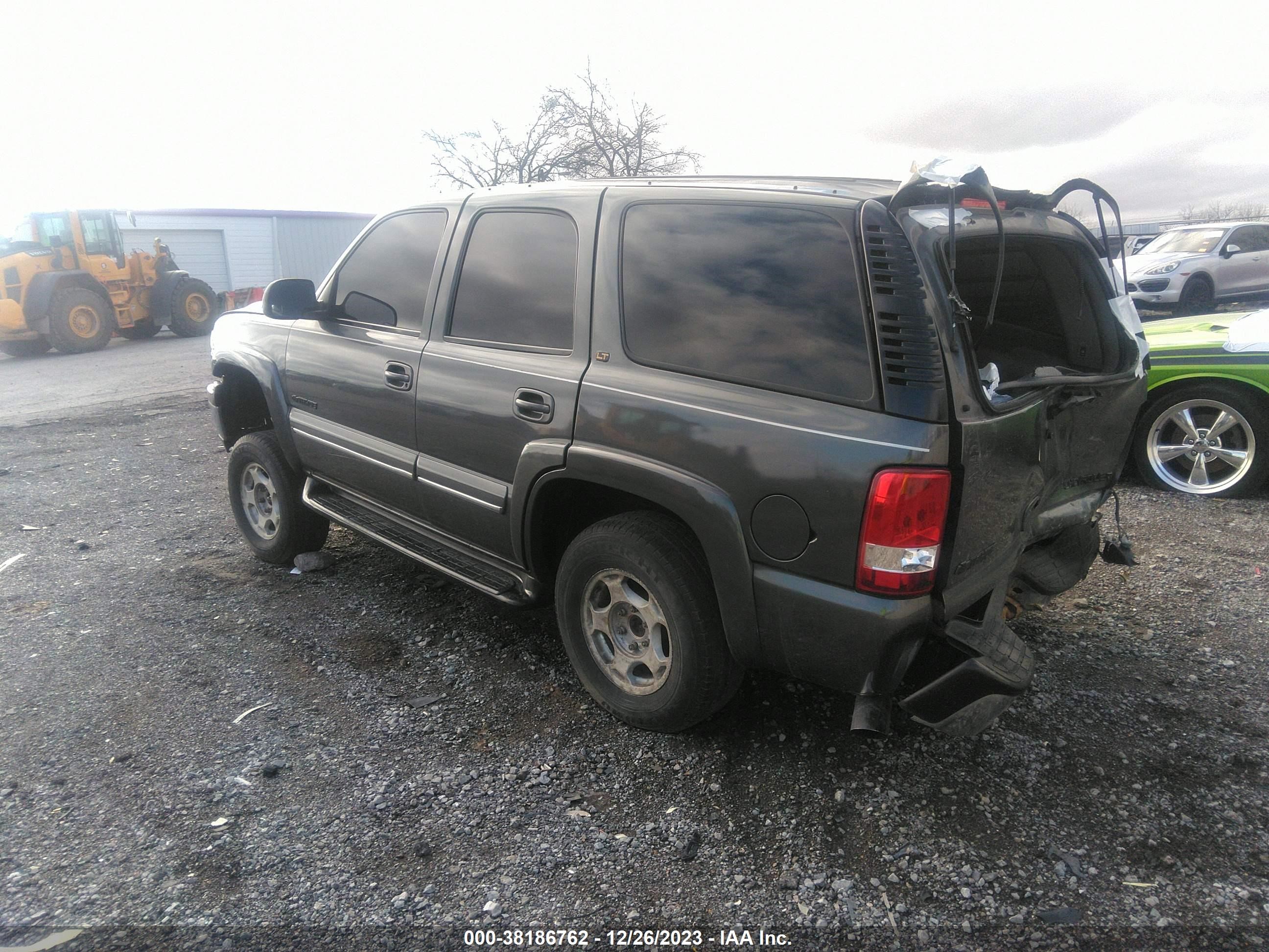 Photo 2 VIN: 1GNEK13Z52J183061 - CHEVROLET TAHOE 