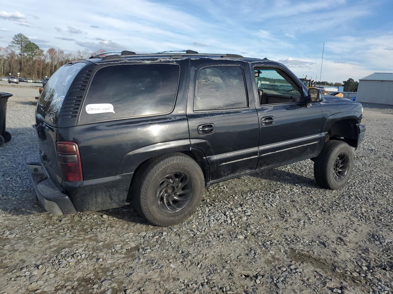 Photo 2 VIN: 1GNEK13Z53J204007 - CHEVROLET TAHOE 