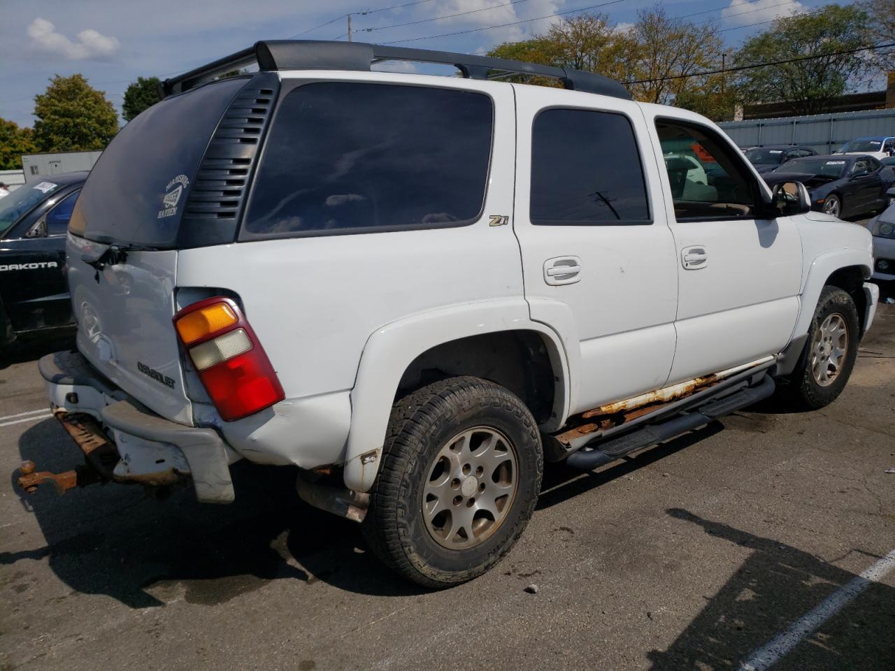 Photo 2 VIN: 1GNEK13Z53R115037 - CHEVROLET TAHOE 