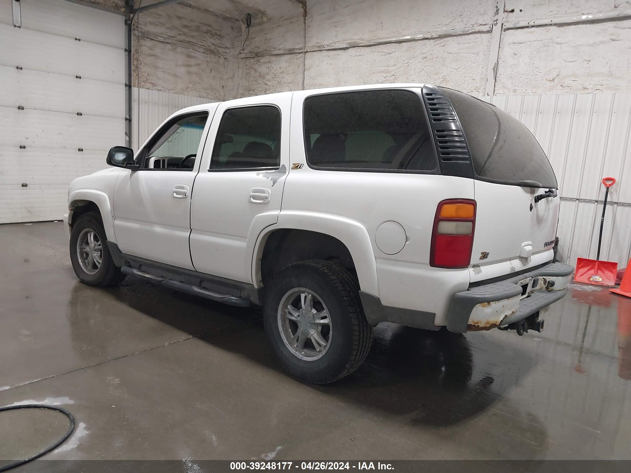 Photo 2 VIN: 1GNEK13Z53R250406 - CHEVROLET TAHOE 