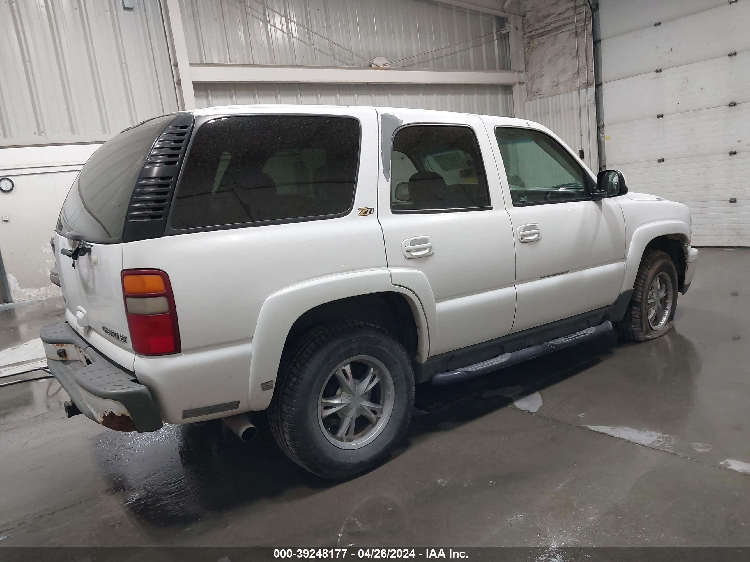 Photo 3 VIN: 1GNEK13Z53R250406 - CHEVROLET TAHOE 