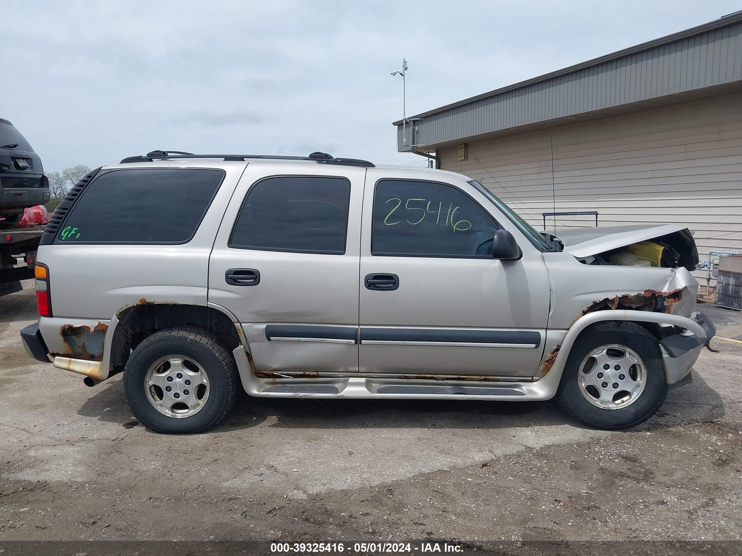 Photo 13 VIN: 1GNEK13Z54J106080 - CHEVROLET TAHOE 