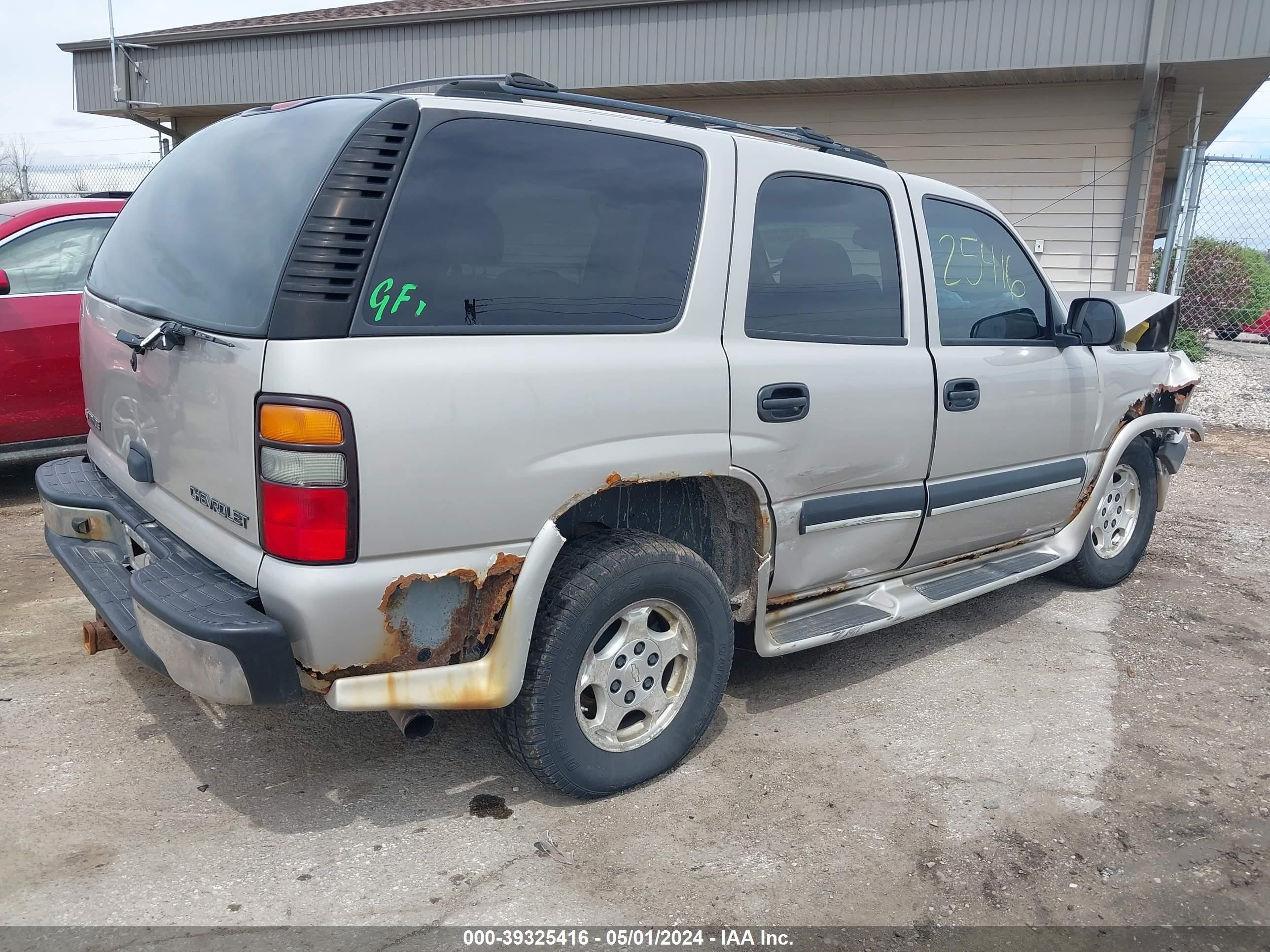 Photo 3 VIN: 1GNEK13Z54J106080 - CHEVROLET TAHOE 