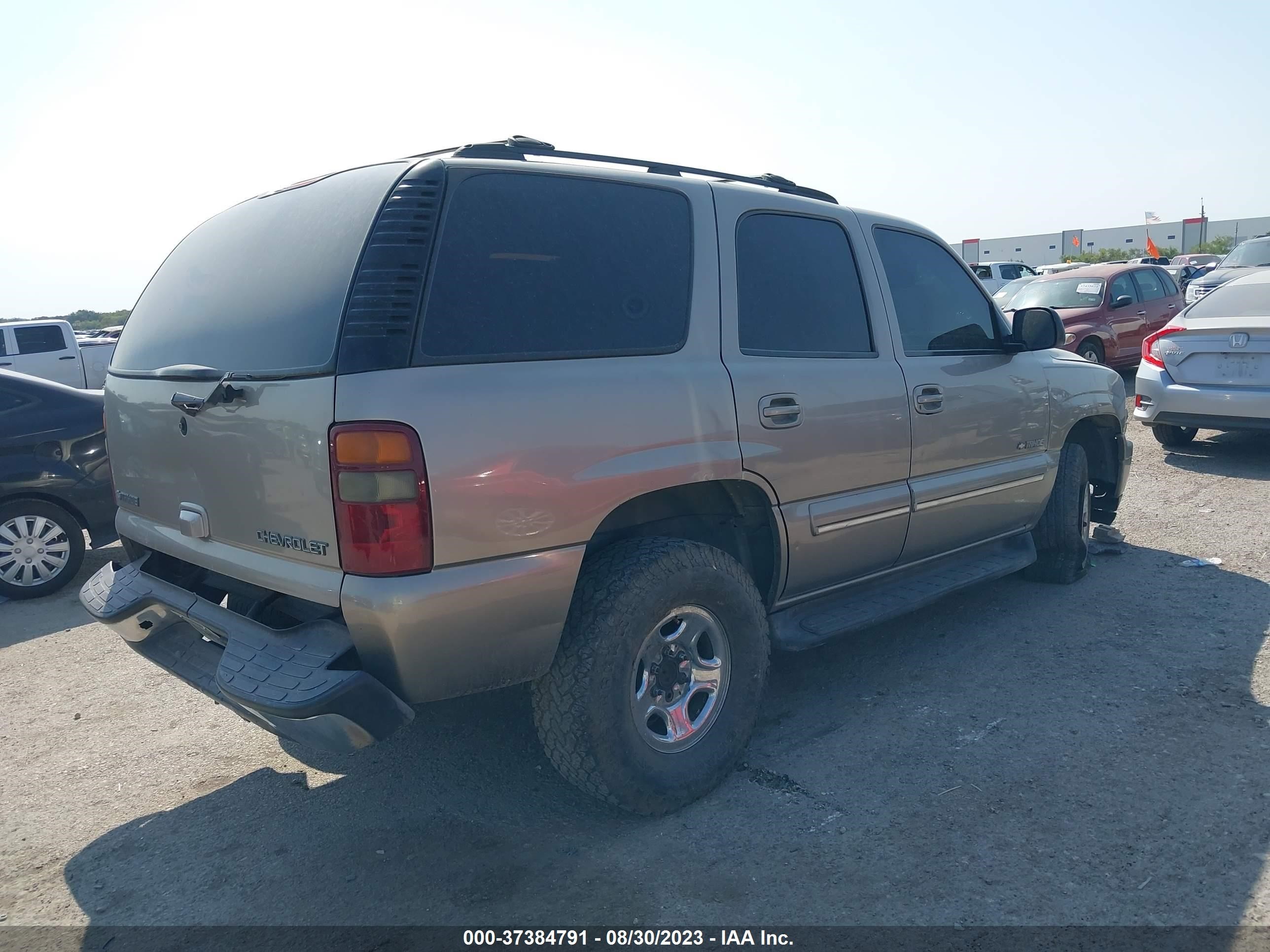 Photo 3 VIN: 1GNEK13Z62R263924 - CHEVROLET TAHOE 