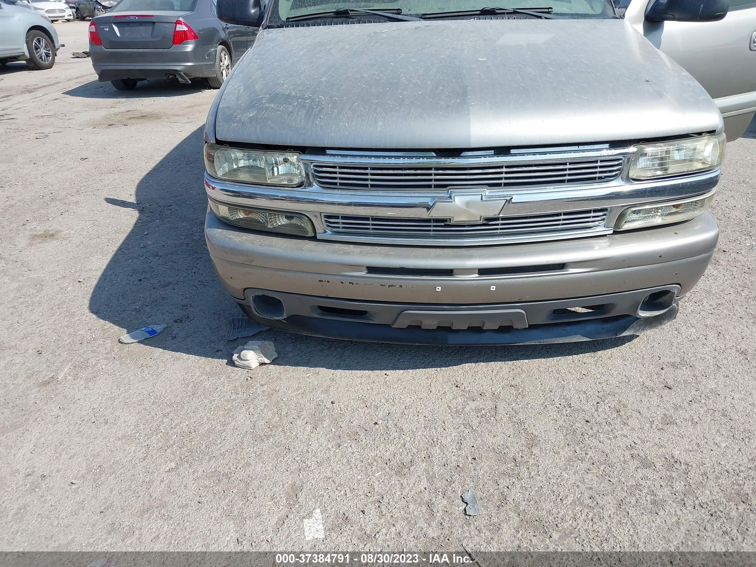 Photo 5 VIN: 1GNEK13Z62R263924 - CHEVROLET TAHOE 